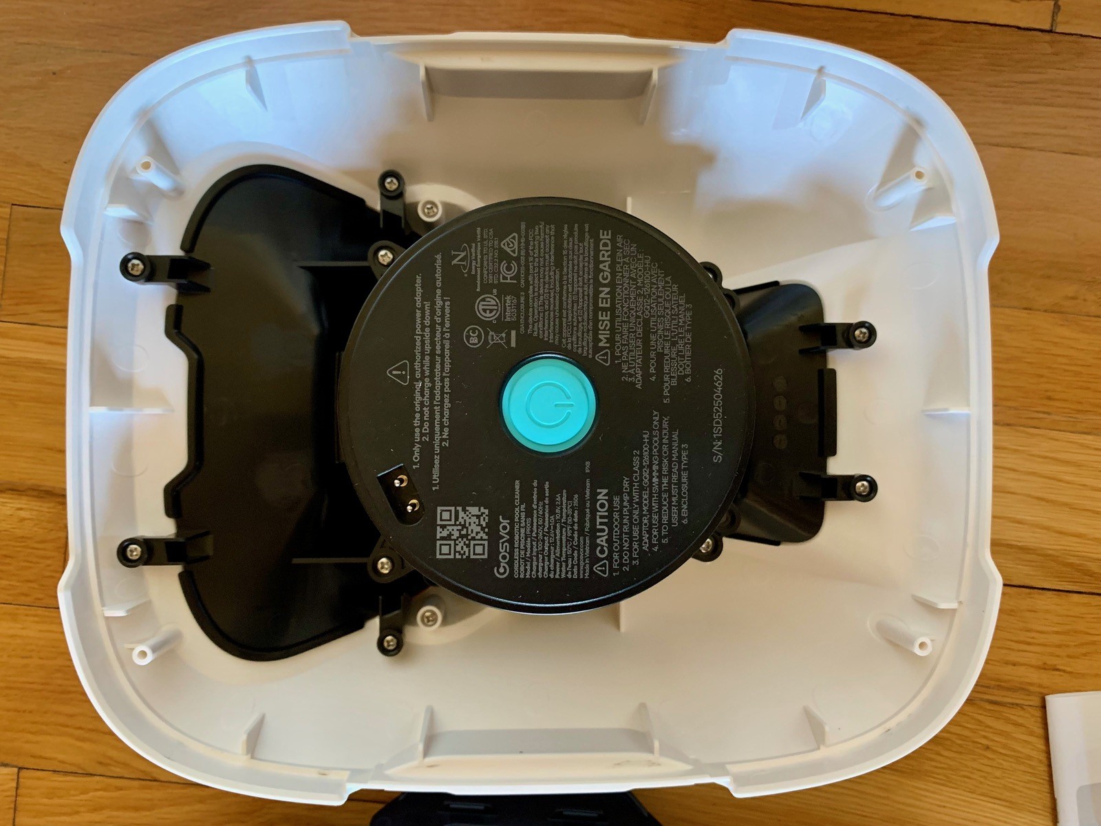 Cordless Robotic Pool Cleaner, 90 Min, Portable, Self-Parking, Up to 860 sq.ft