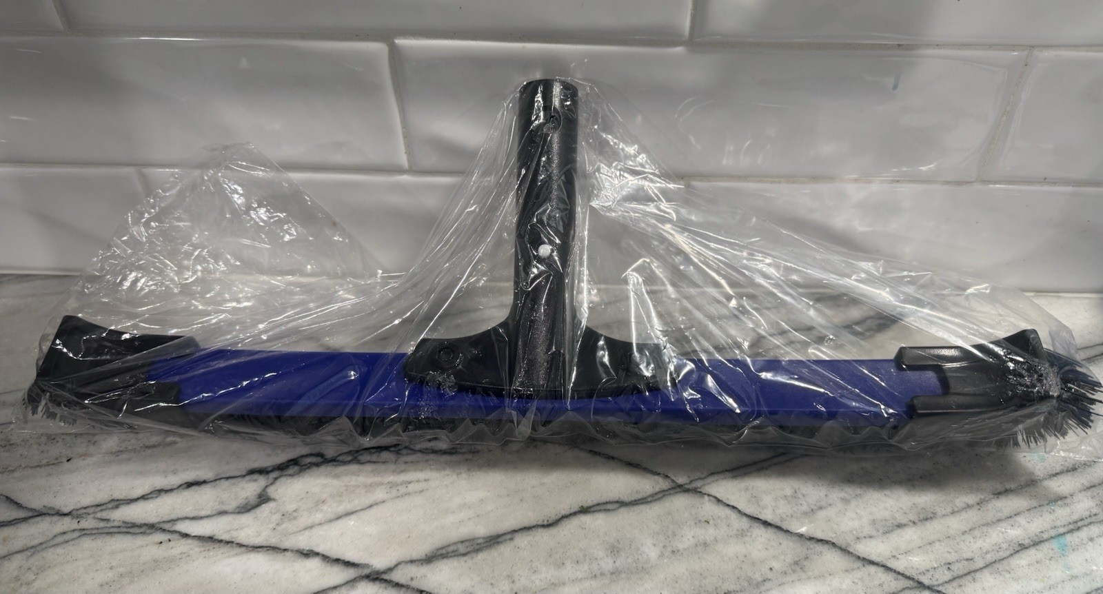 3 Pcs Pool Vacuum Cleaning Kit Includes Pool Brush, Corner Brush & Leaf Skimmer