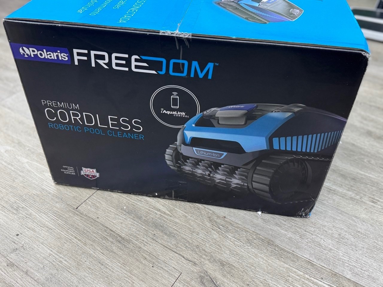 Polaris FREEDOM FFREEDOM Cordless Robotic Pool Cleaner New Sealed Fast Shipping