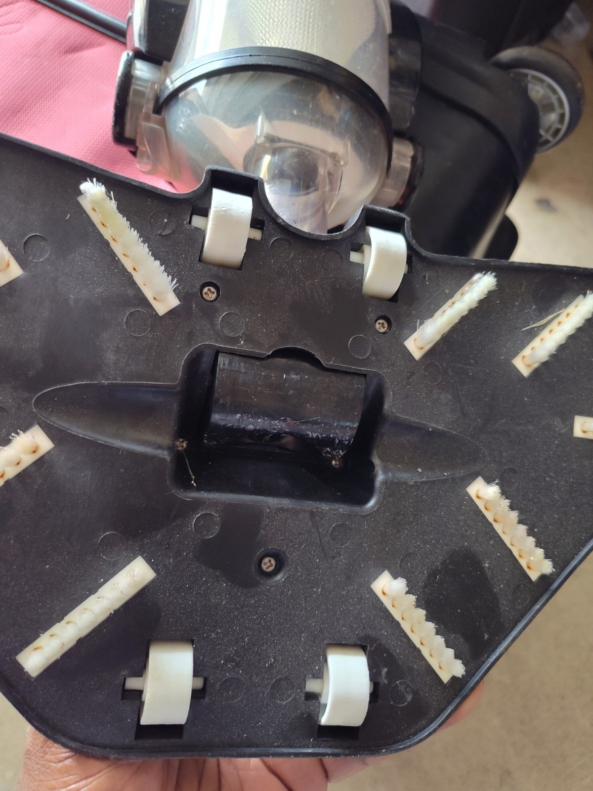 Volt Fx8 Li Pool Vacuum Untested, For Parts, Repair or Use. As Is In Pictures