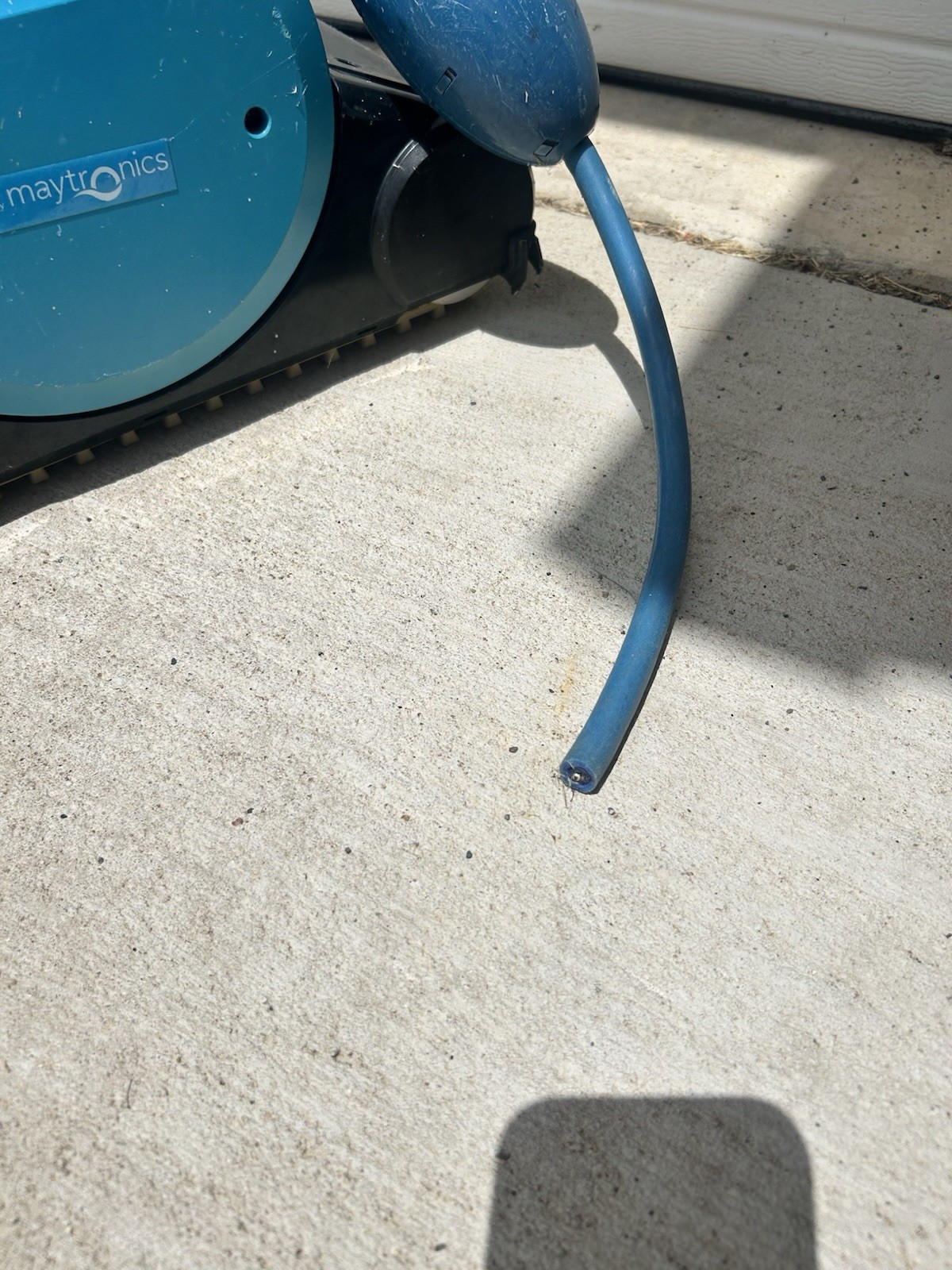 Maytronics Dolphin Nautilus CC Robotic Pool Cleaner w/Power Supply *PARTS*