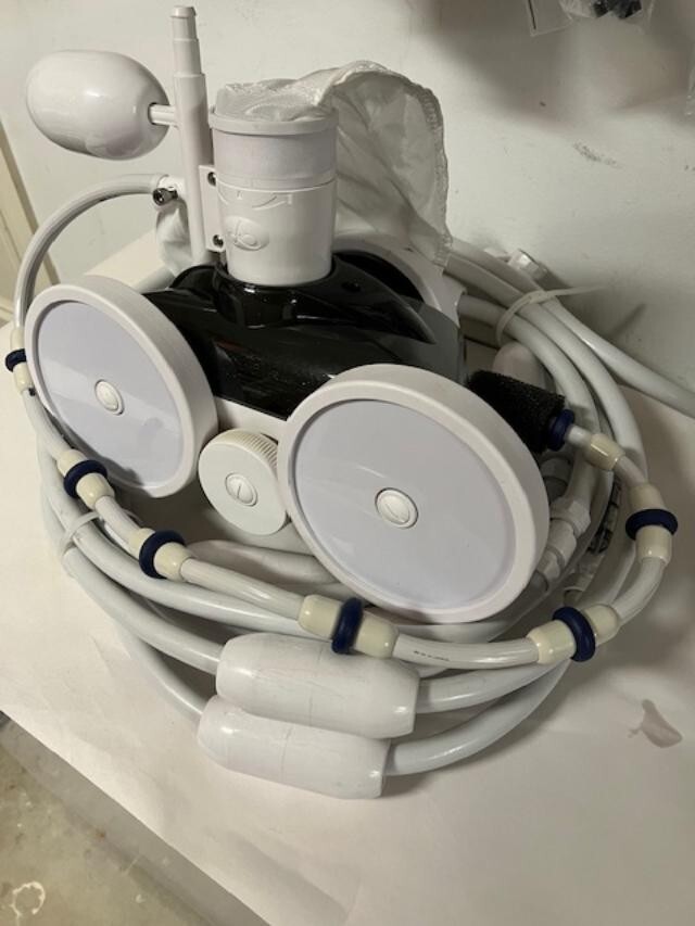 NEW Polaris 280 type Pressure Side Automatic Pool Cleaner complete with hose