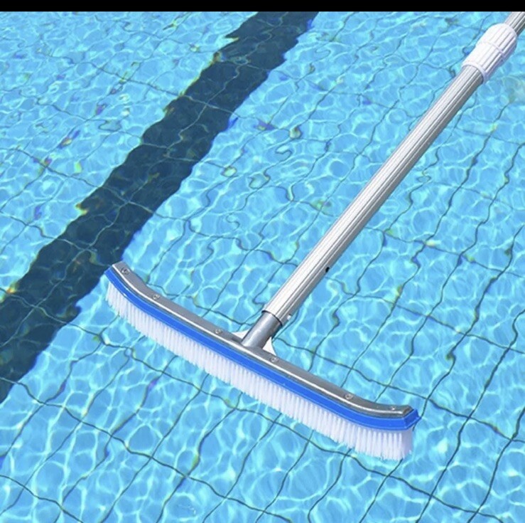 Brand NEW 18&Prime; Curved Wall Floor Brush for In/Above Ground Swimming Pool Summer