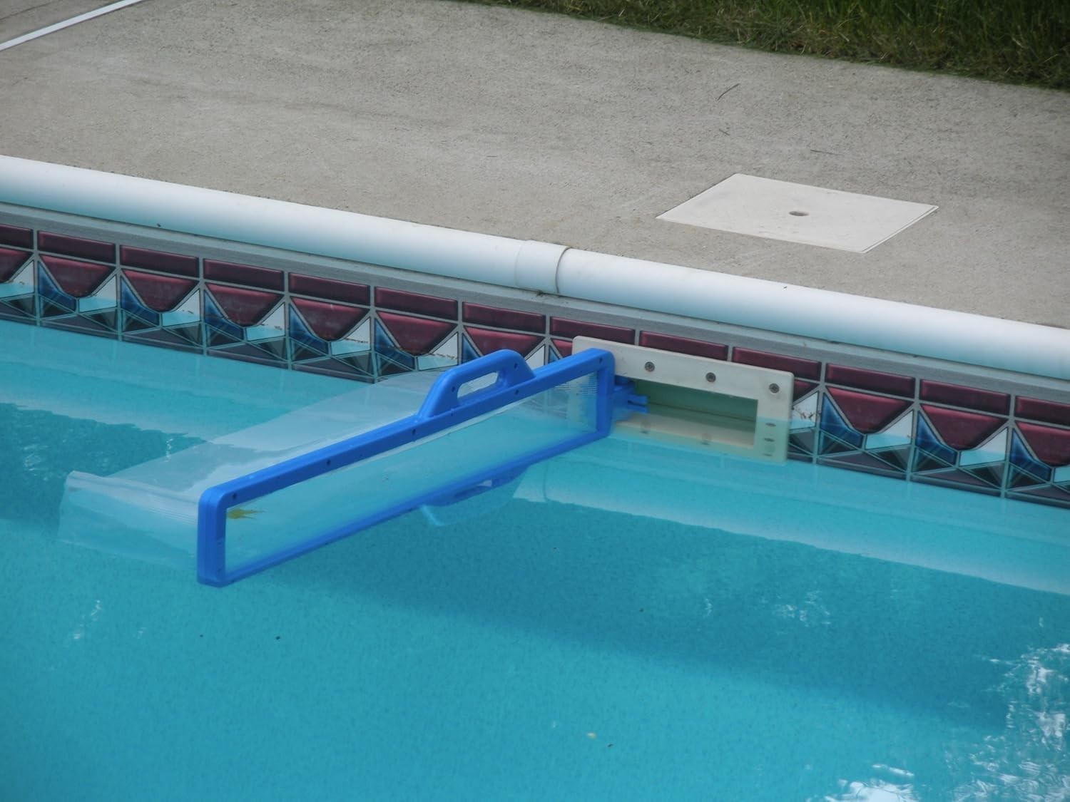 Skim-eeze Pool Skimmer for In-Ground & Above Ground Pools Debris Removal