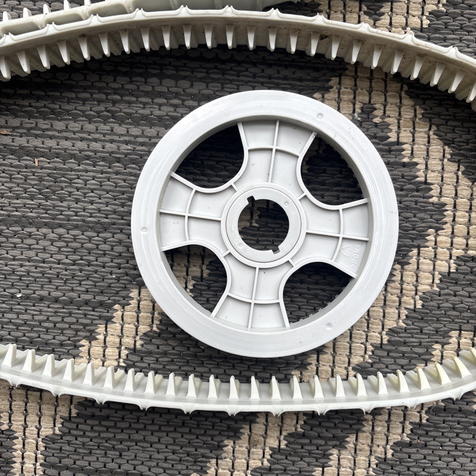 PoolMate hydro 4 Tracks Pulleys Wheels Gears, Bushings Very Good Condition