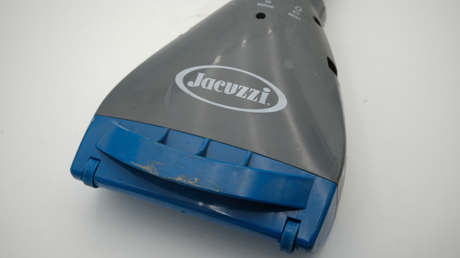 Jacuzzzi aqua broom 12100BB Electric Spa Cleaner