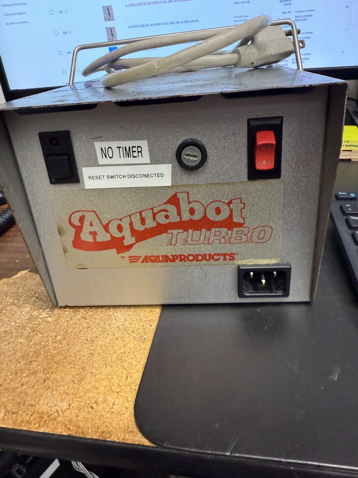 AQUABOT 7060C POWER SUPPLY 3- PRONG MALE SOCKET FOR CLASSIC TURBO & T T2
