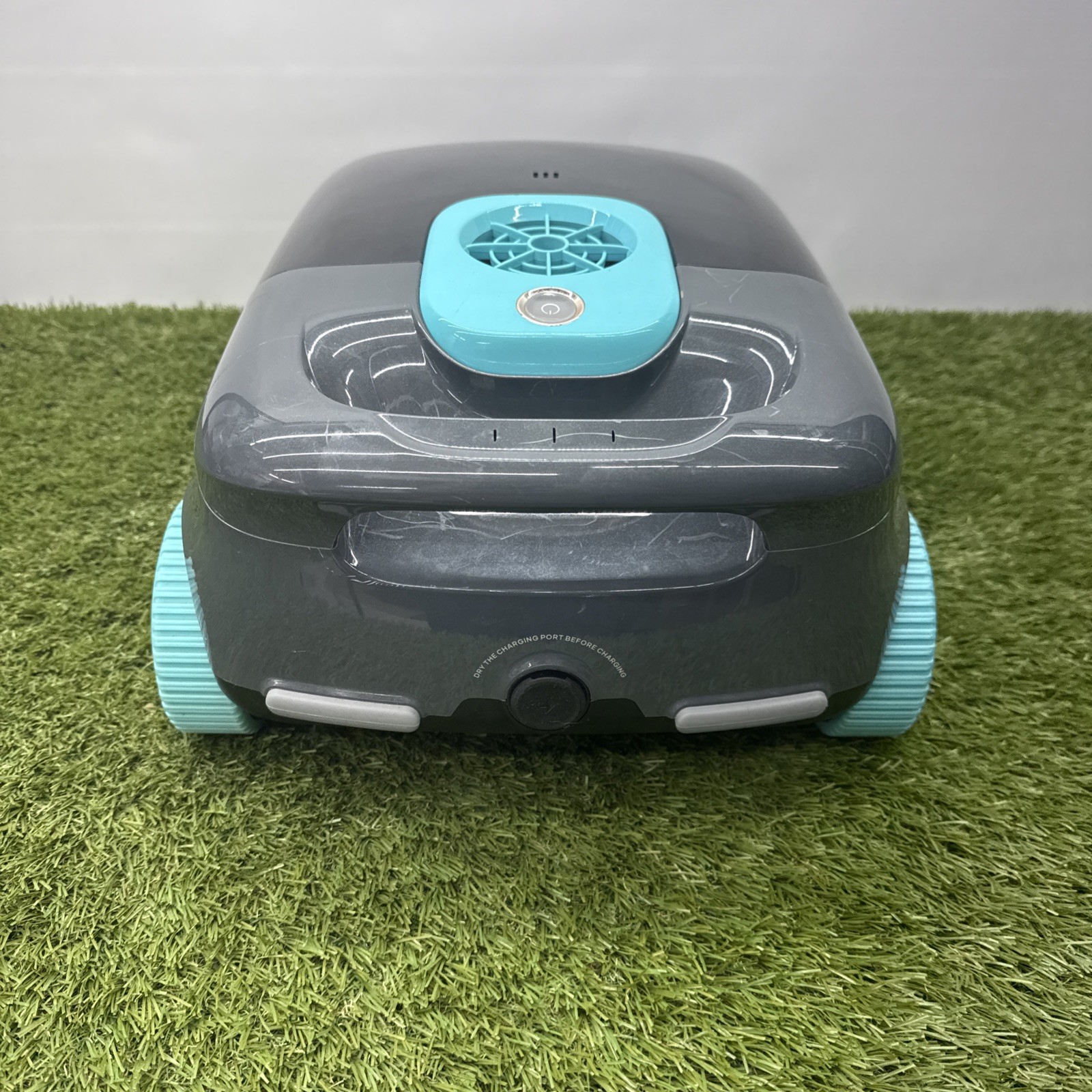 Aiper Scuba E1 Cordless Robotic Pool Cleaner Vacuum w/ Charger & Hook TESTED