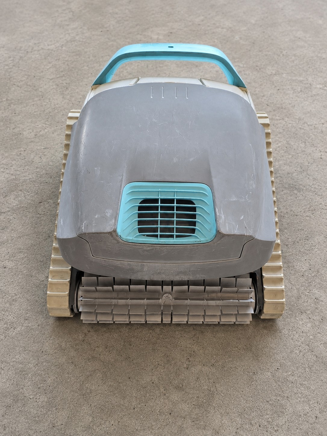 Maytronics Dolphin Active 20 Pool Cleaner Shell Parts Only