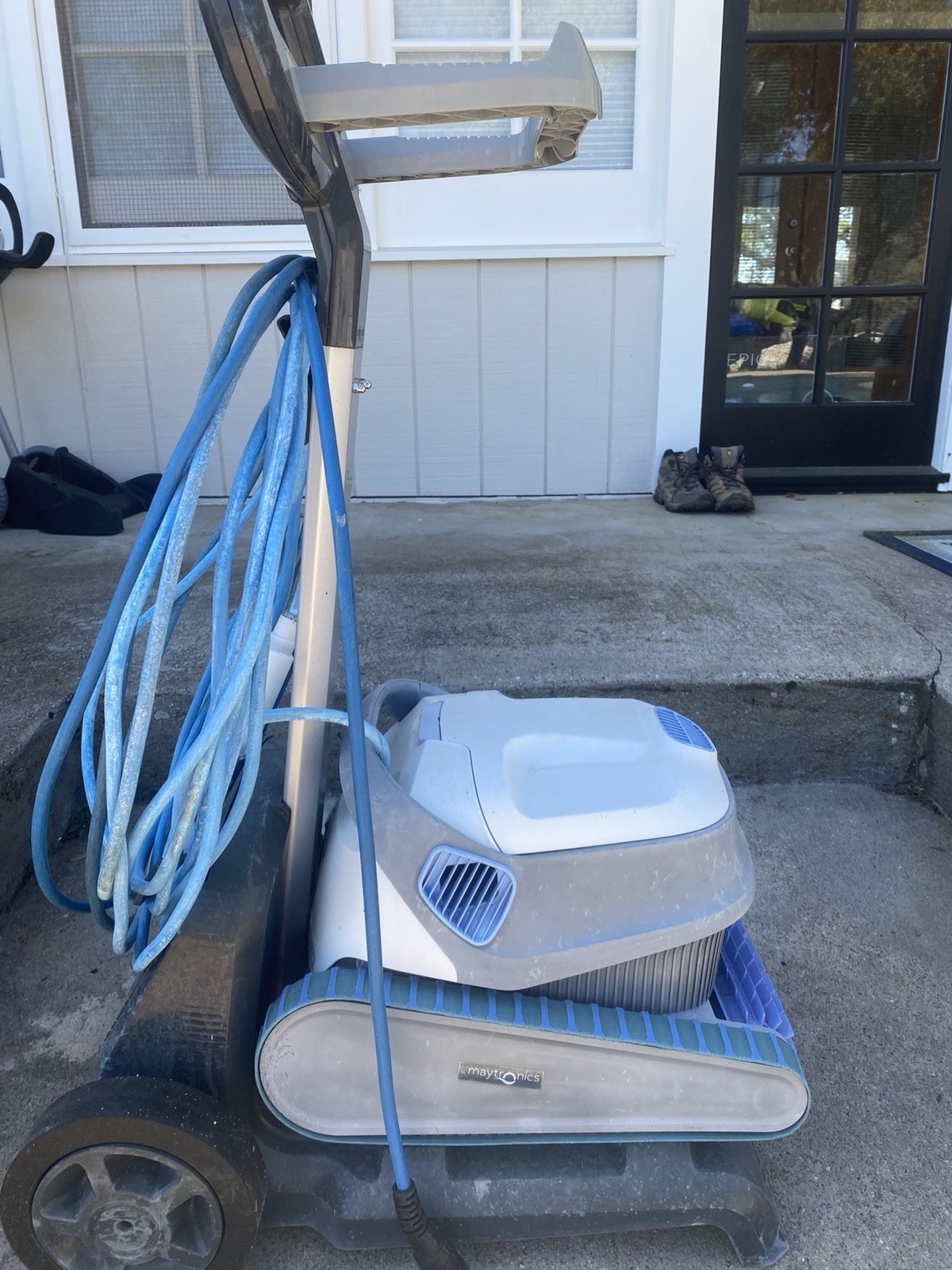 Maytronics Dolphin S300i Robot Only-Parts Or Repair