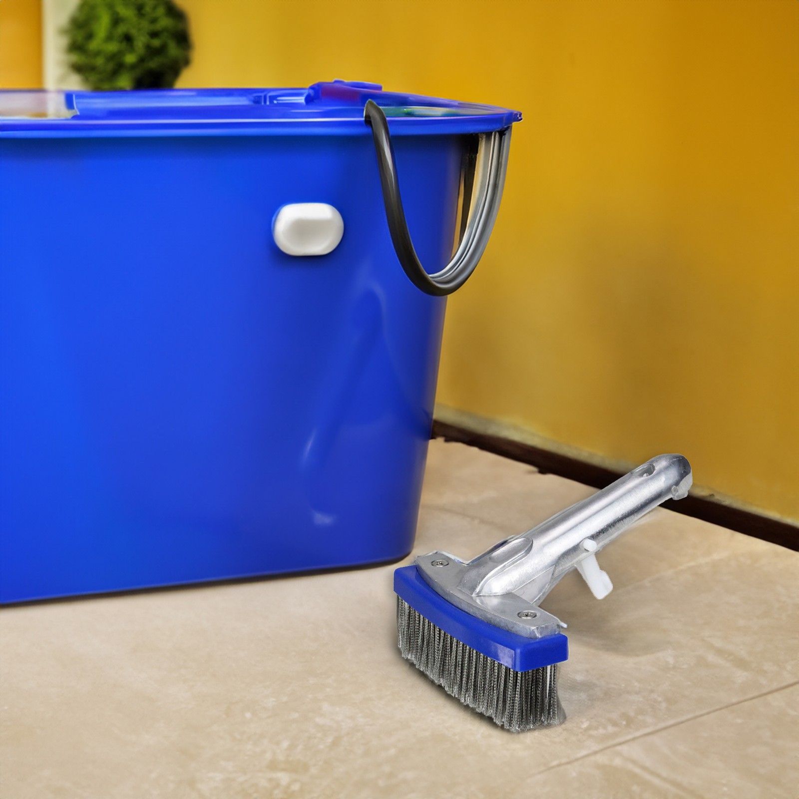 Northlight 5.5&Prime; Stainless Steel Algae Pool Brush Aluminum Handle Connector
