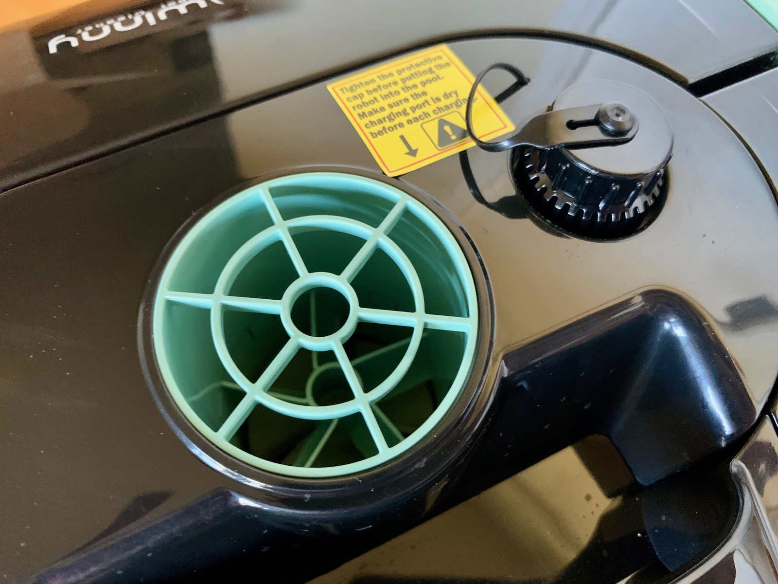 Winny C1 Cordless Robotic Smart Pool Cleaner, App Control, 150 min Runtime!
