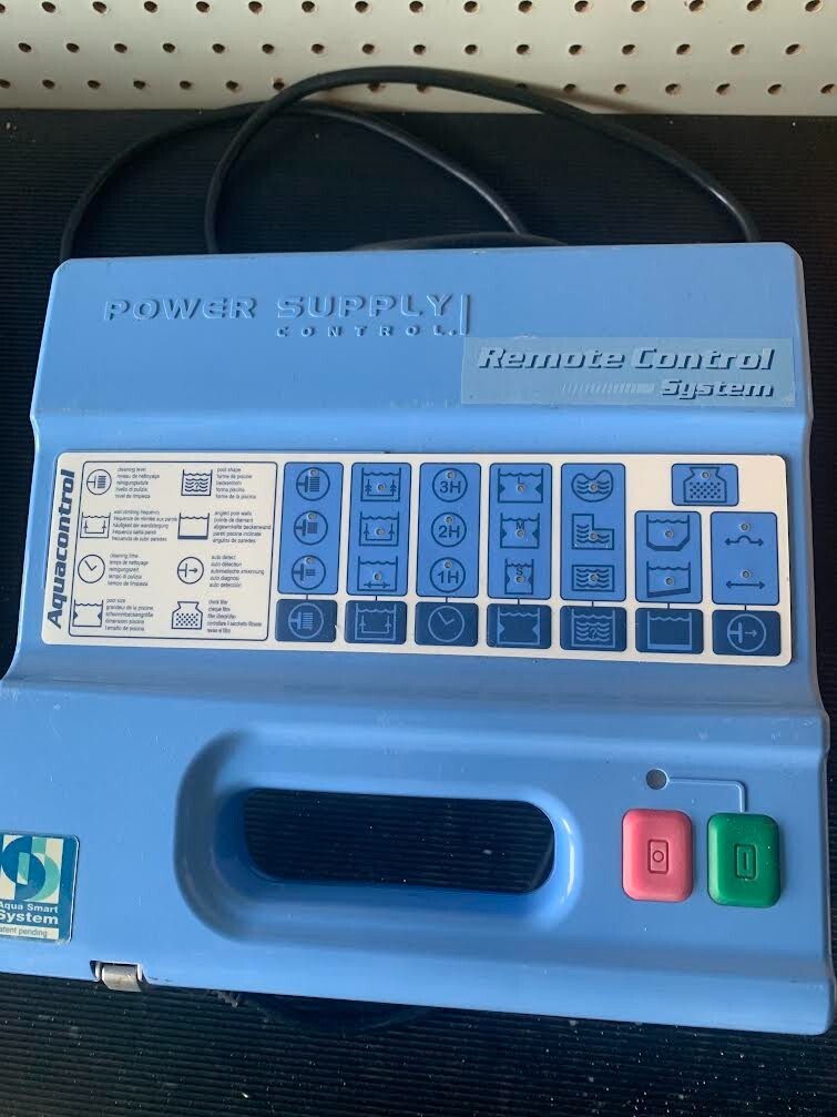 WATER TECH/BLUE DIAMOND/AQUATRON POWER SUPPLY P/N: AS07155,S/N 24162277 (USED)