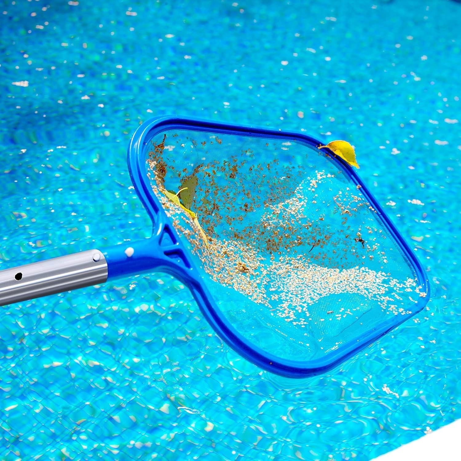Versatile Pool Skimmer Net for Leaves and Fine Debris – Easy Button Attachment