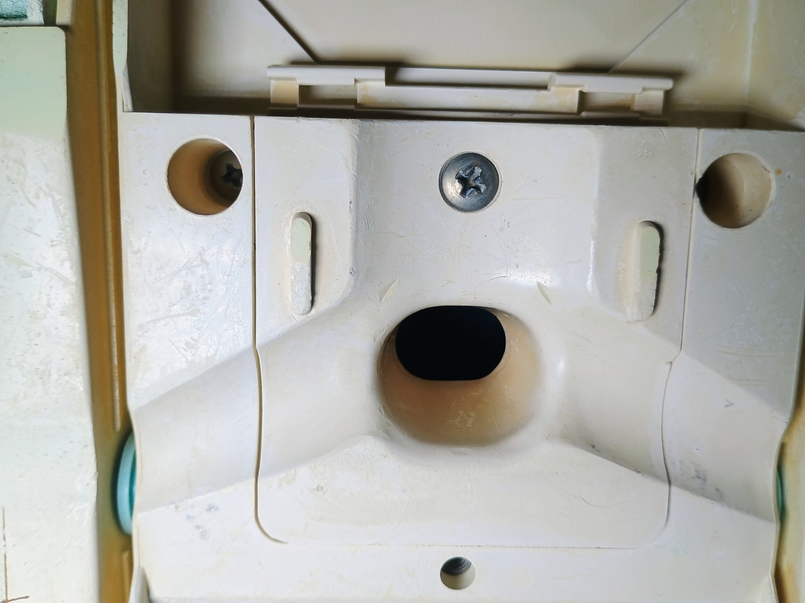 Hayward Navigator Suction Pool Cleaner (UNTESTED) – SHIPS FREE!