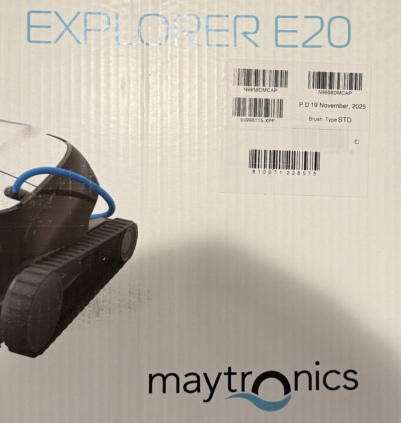 Dolphin Explorer E20 Robotic Pool Cleaner Black/White Maytronics FAST SHIPPING