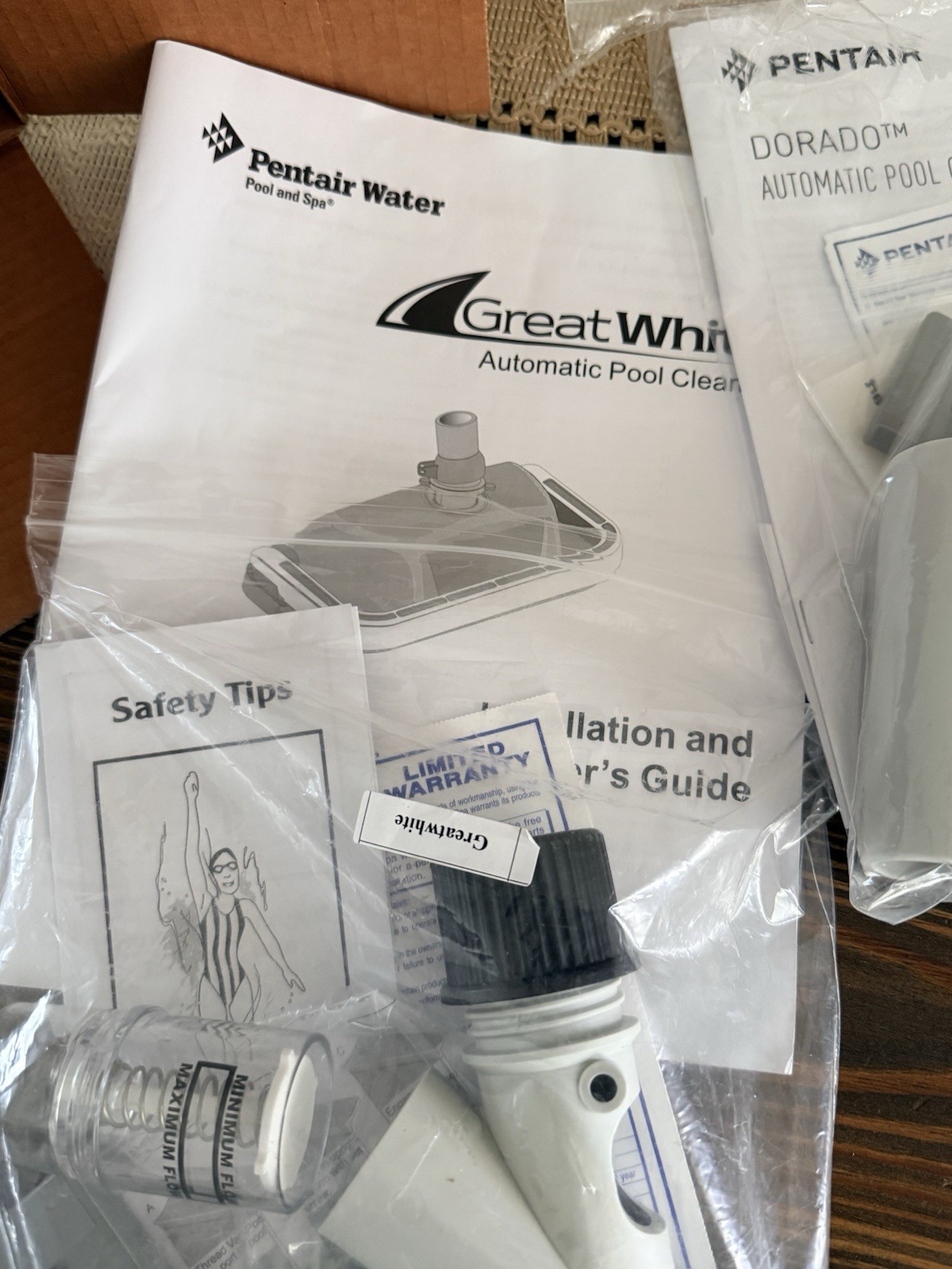 Pentair 8 Hoses w/ Kreepy Krauly Great White & Dorado Vacuum Accessory Packages