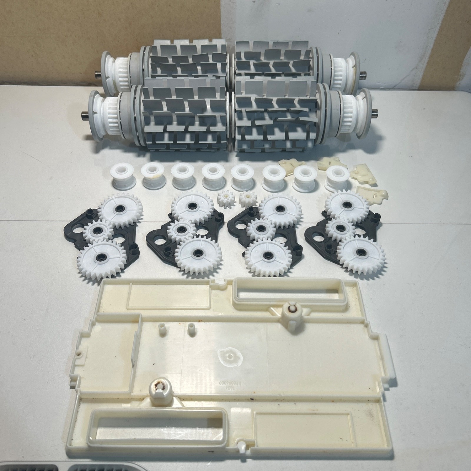 Aquabot Elite Pro Automatic Pool Cleaner Parts Lot Rollers Gears