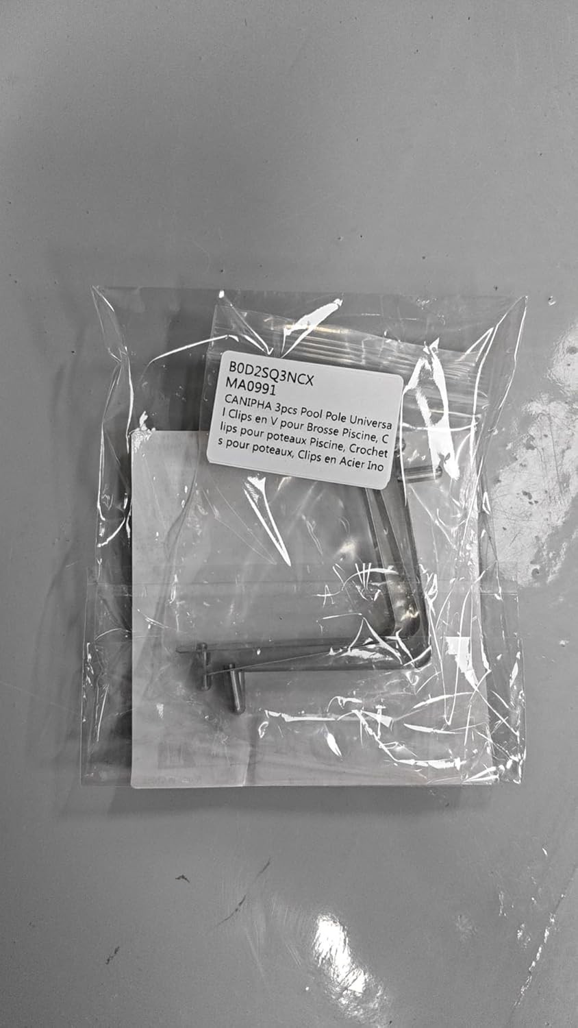 Reliable Double Pin Spring Pool Clips – V-Shaped for Pool Poles 1-1/4 Inch