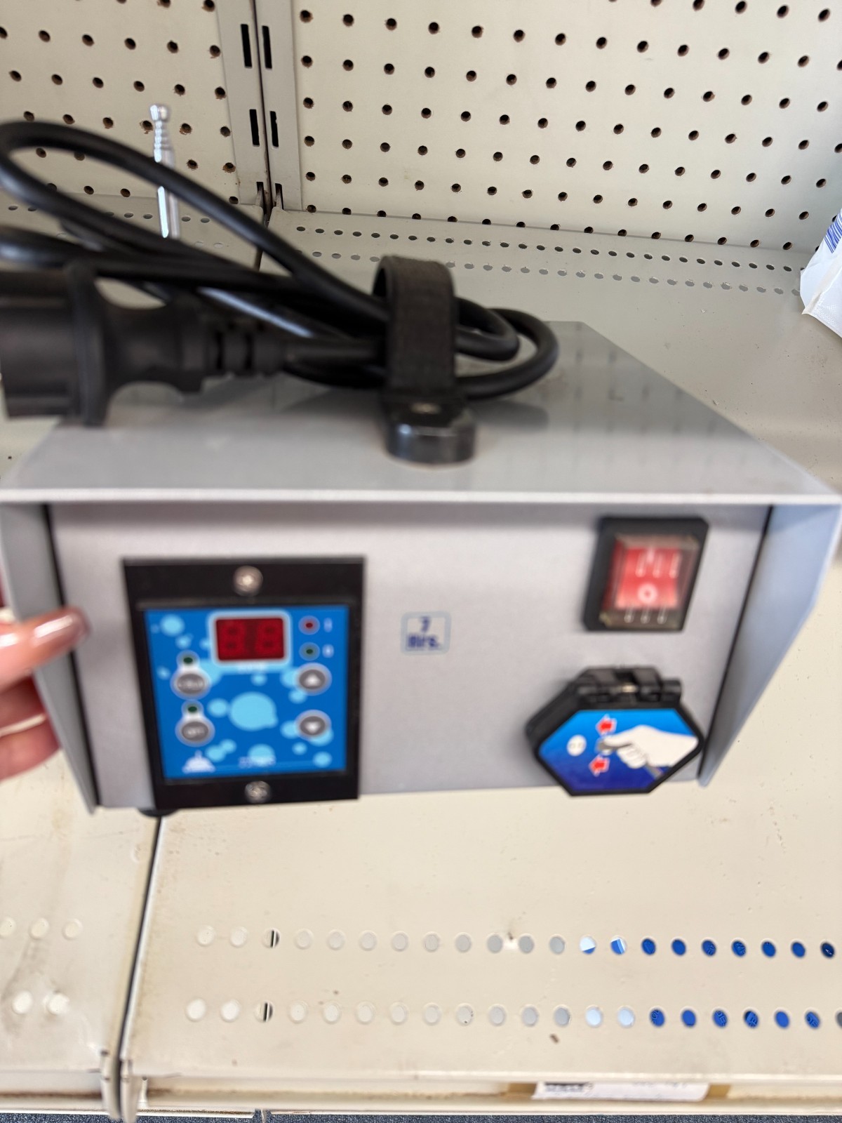 AQUABOT, DURAMAX R/C POWER SUPPLY 2 PIN FEMALE 7 HR 7087C-002 240V 50 HERTZ NEW