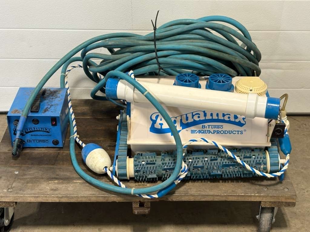Aqua Products Aquabot AquaMAX Bi-Turbo Commercial Pool Cleaner w/ Power Supply