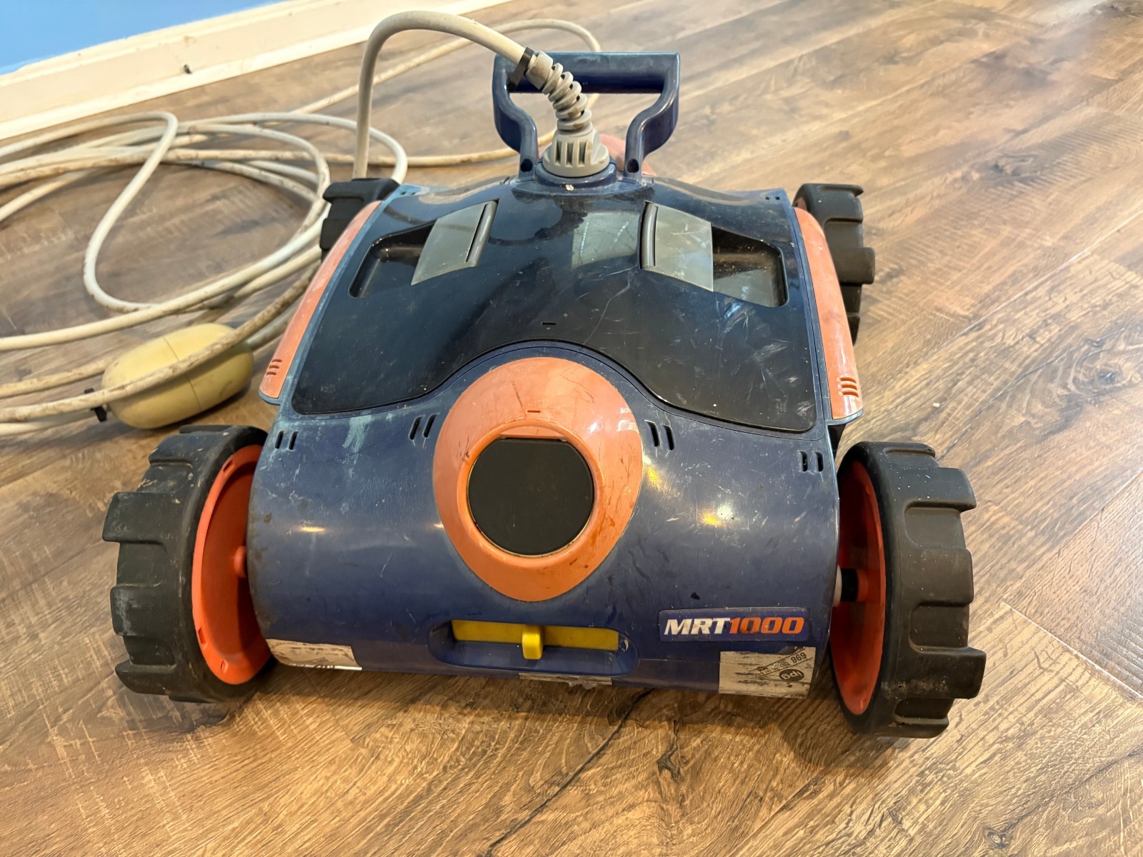Aquabot MRT1000 Pool Cleaner FOR PARTS REPAIRS UNTESTED