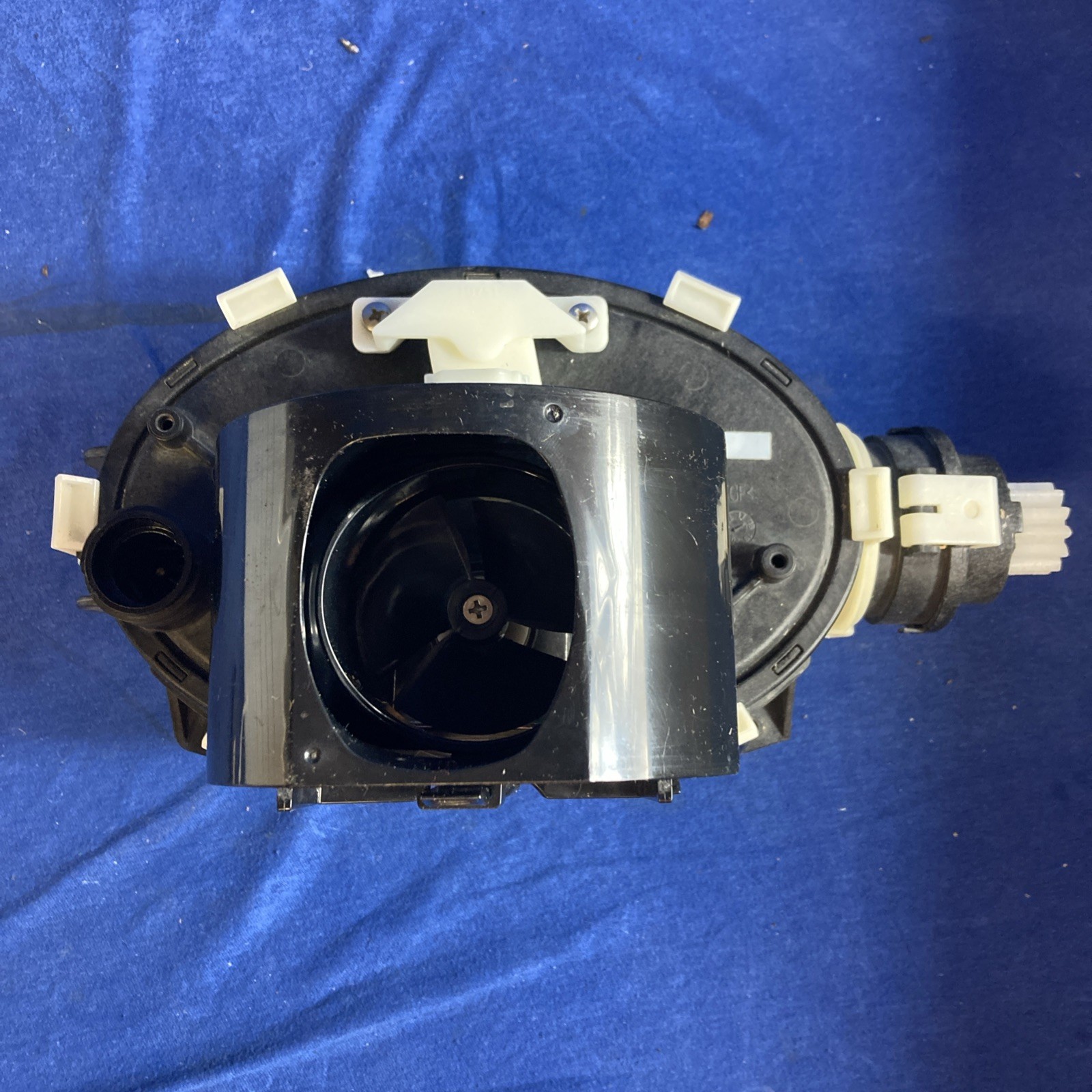 Maytronics Motor Unit 9995388 Dolphin/Pentair Robotic Pool Cleaner For Parts