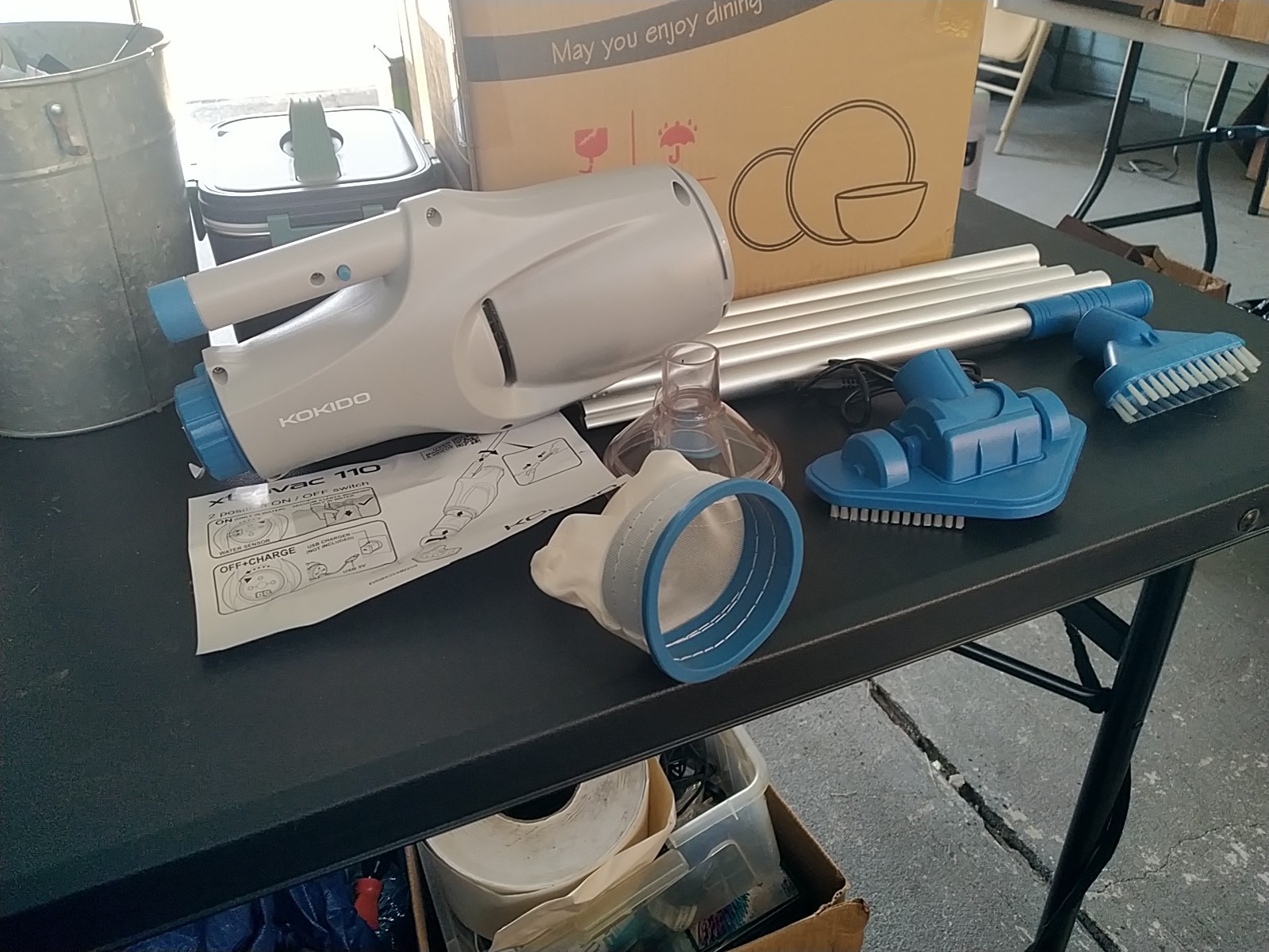 KOKIDO XTROVAC 110 Cordless Handheld Pool Vacuum with Dual Brushes