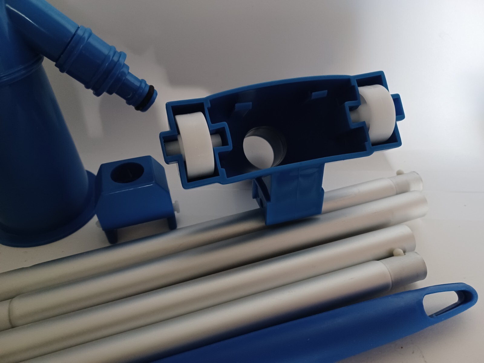 HydroTools by Swimline Mini Venturi Pool & Spa Vacuum