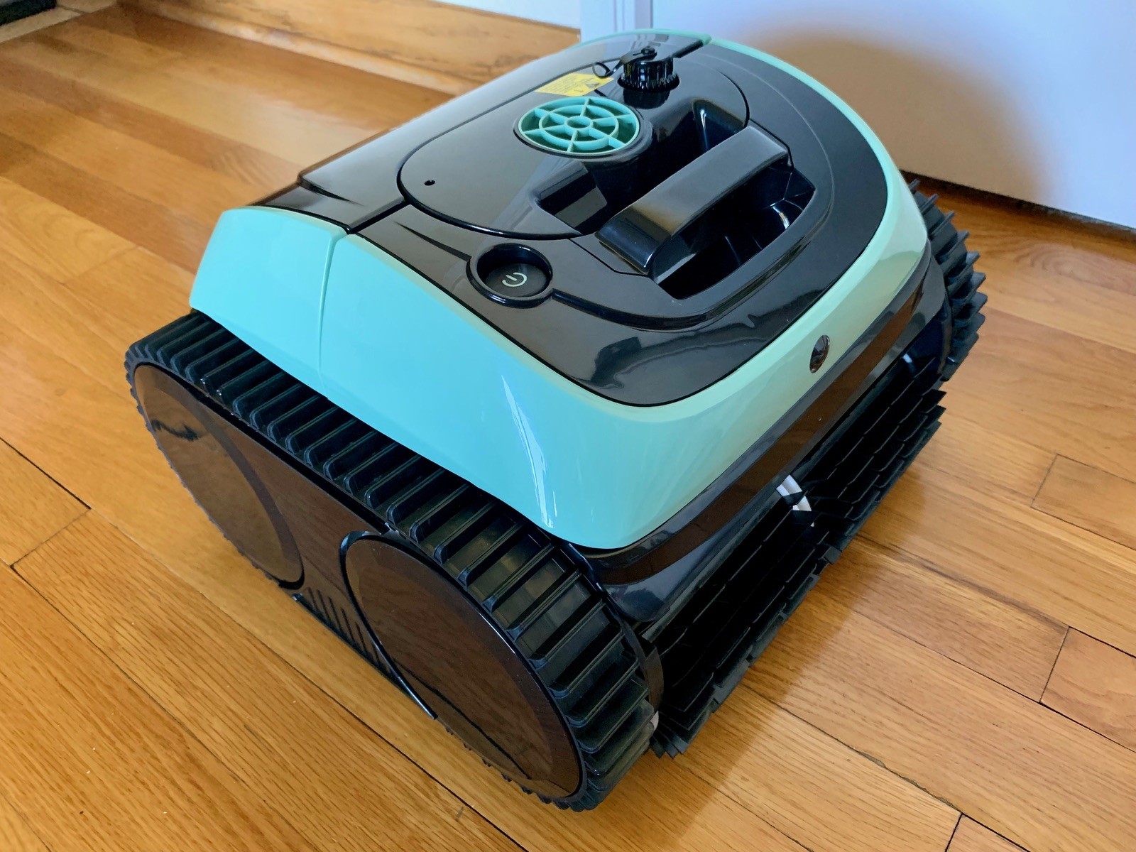 Winny C1 Cordless Robotic Smart Pool Cleaner, App Control, 150 min Runtime!
