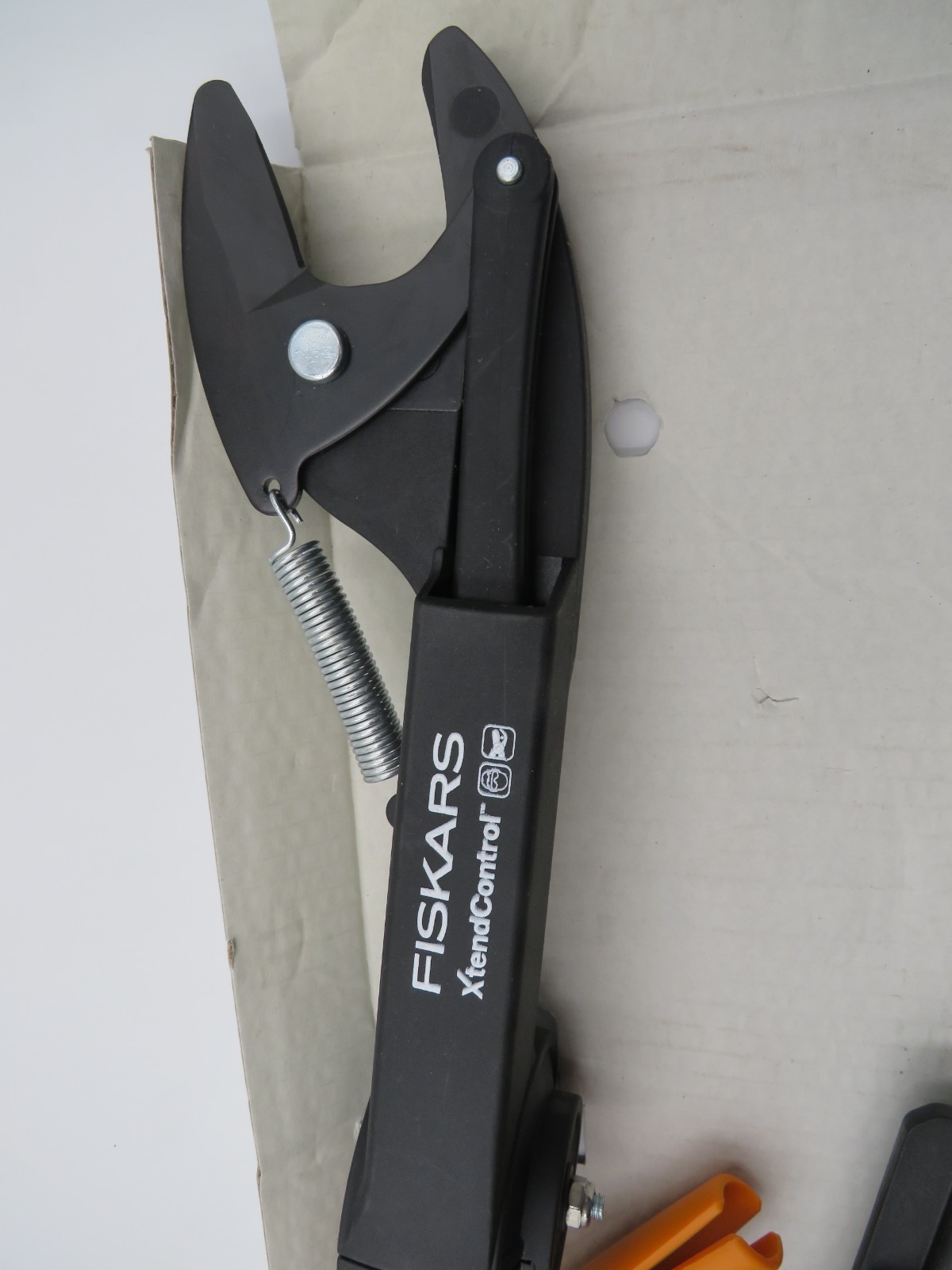 Fiskars XtendControl with Linear Double-Pulley Pruning Head and Cord