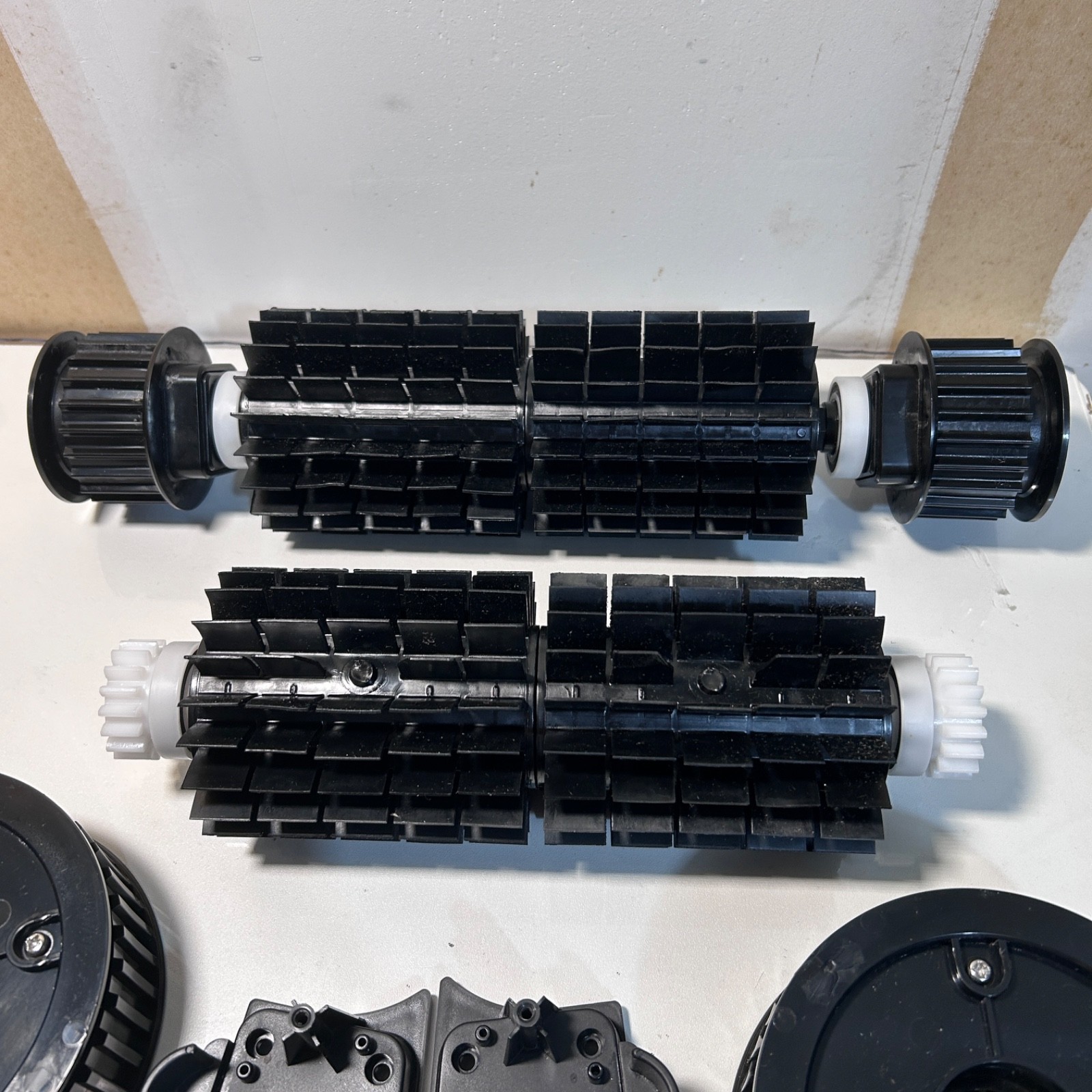 Seauto SAT40 Cordless Robotic Pool Cleaner Replacement Parts Lot Rollers Gears