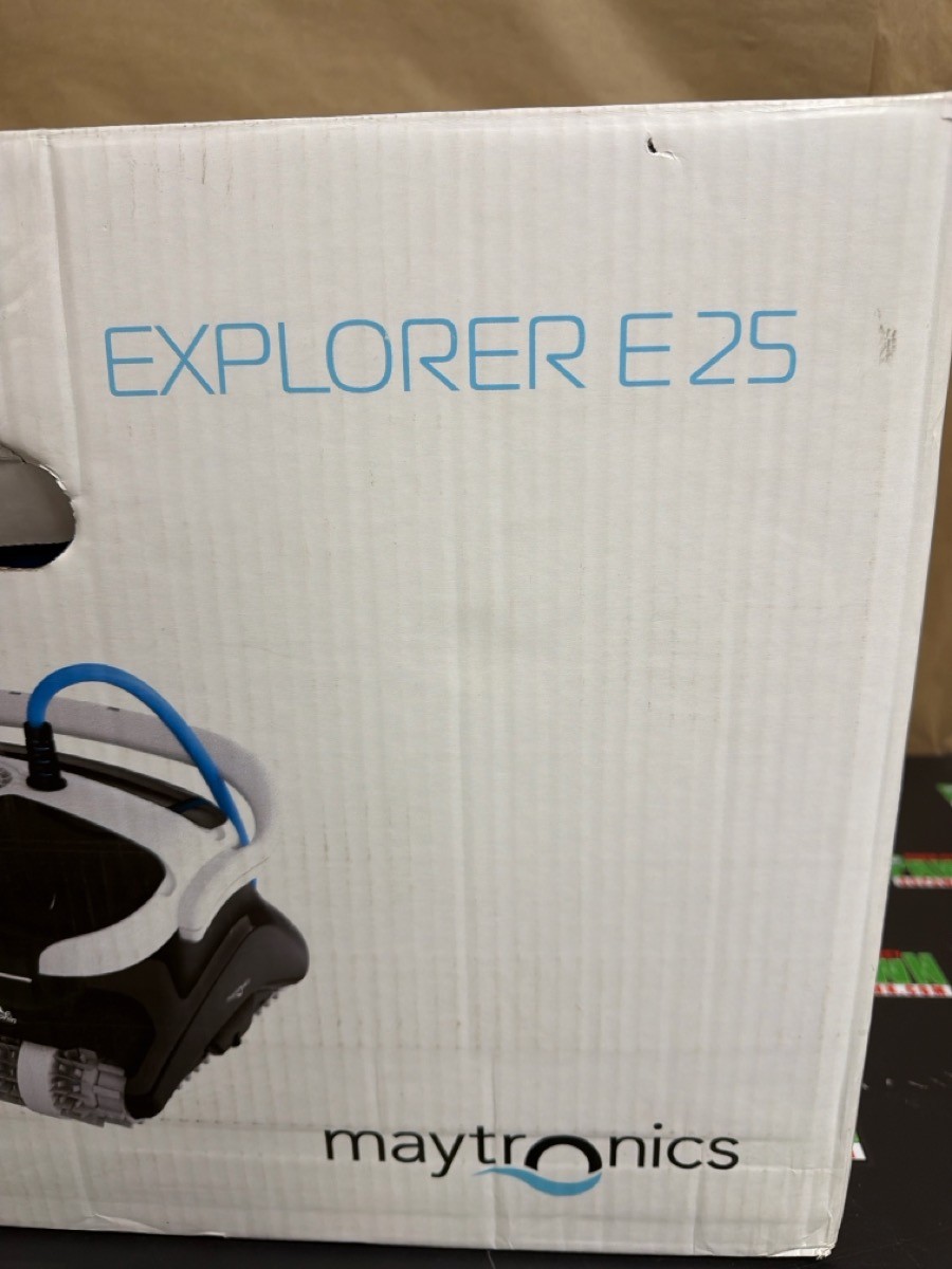 Dolphin Explorer E25 Robotic Pool Cleaner WiFi Wall Climbing In-Grou (R7A016515)