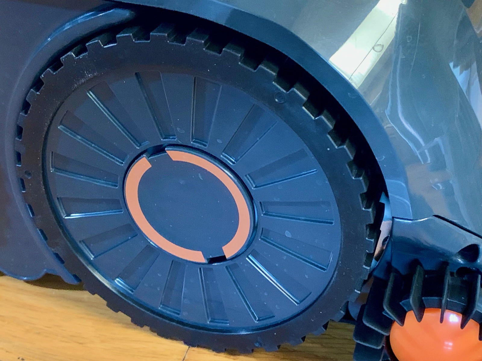 Winny B1 Cordless Robotic Smart Pool Cleaner, App Control, 100 min Runtime!