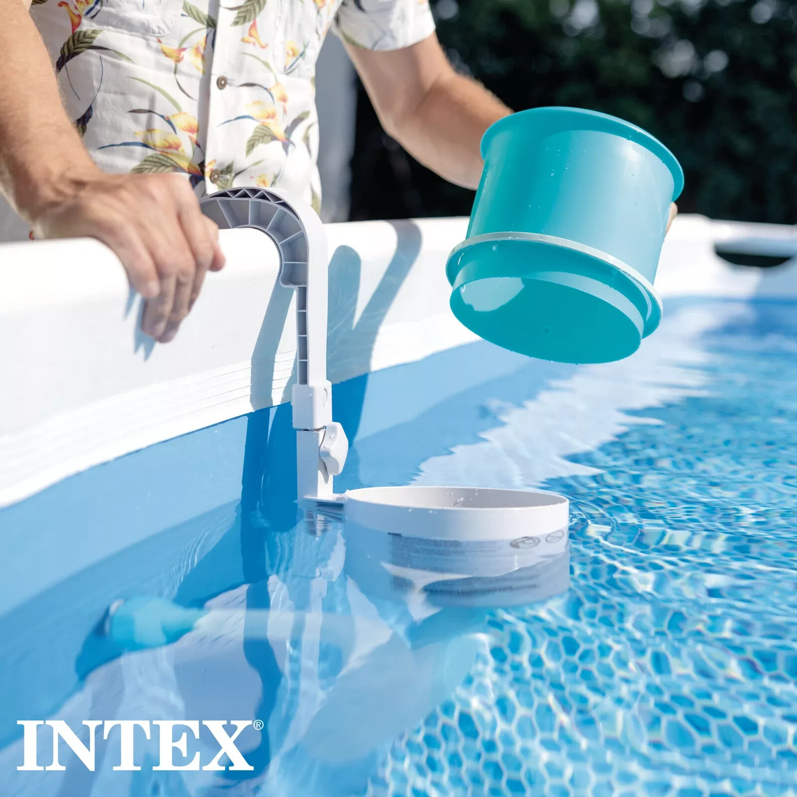 Swimming Pool Deluxe Surface Skimmer Wall Mount Basket Above Ground Debris