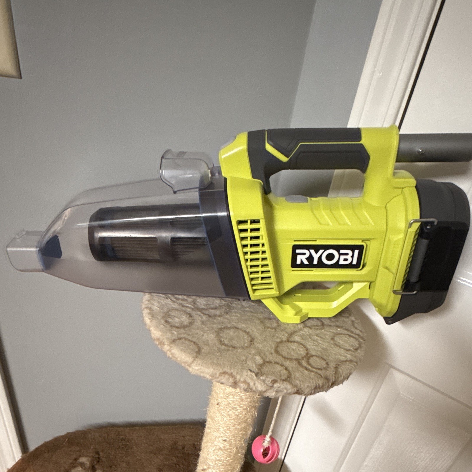 RYOBI ONE+ 18V Cordless Pool Vacuum PCL780B for Hot Tubs & All Pools