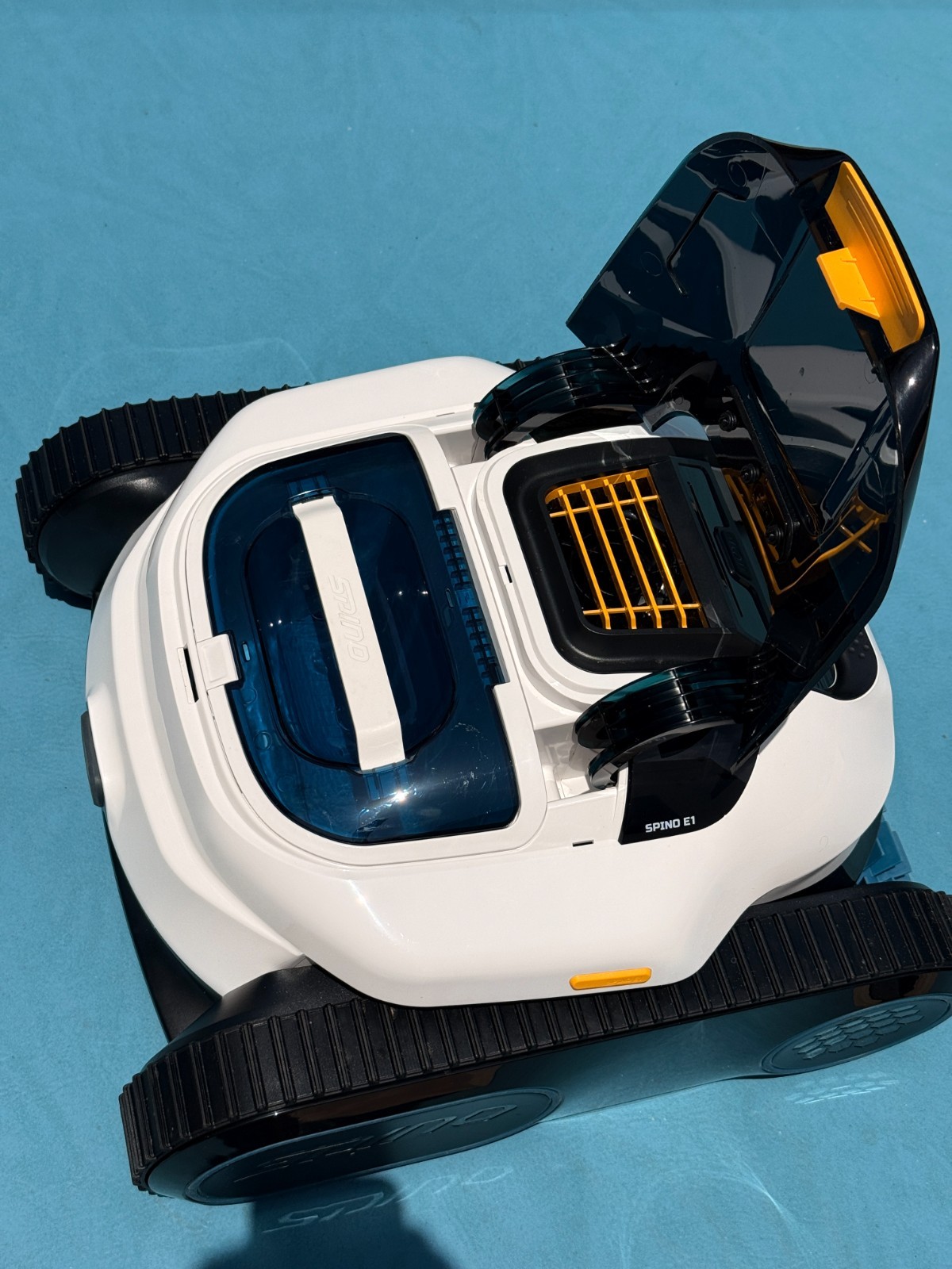 Spino E1 Cordless Robotic Pool Cleaner Wall & Waterline 1600 Sq Ft 210min App