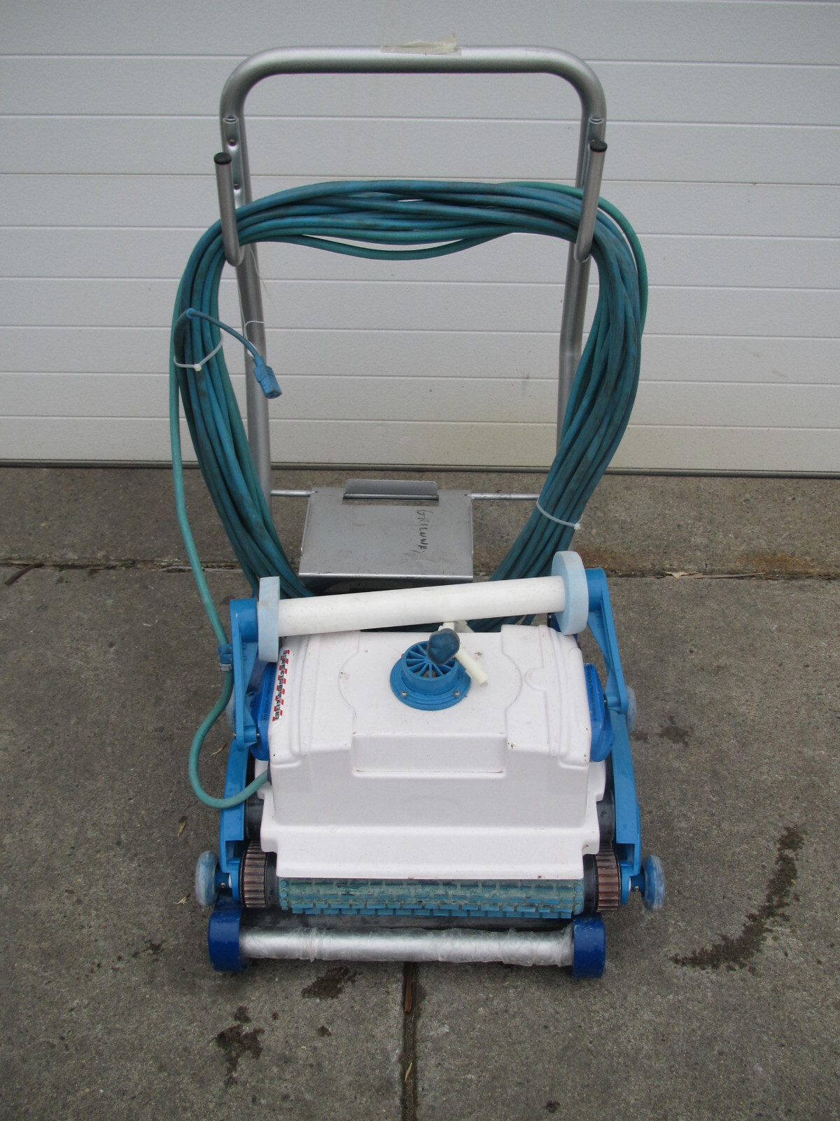 Aqua Products Aquabot Basic Pool Cleaner For Large In Ground Pools