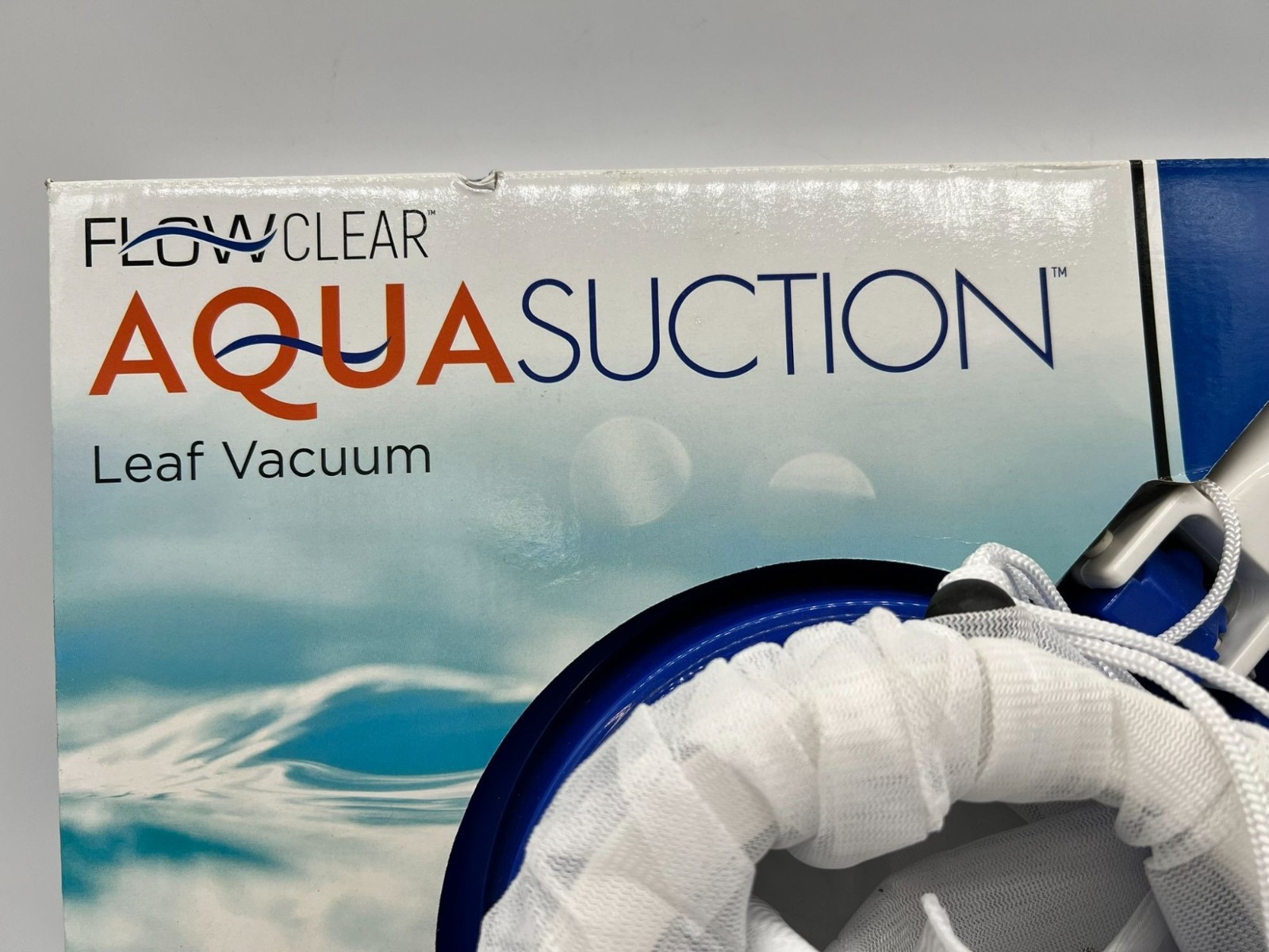 NIB Bestway 58657E-BW Flowclear High Power AquaSuction Pool and Leaf Vacuum