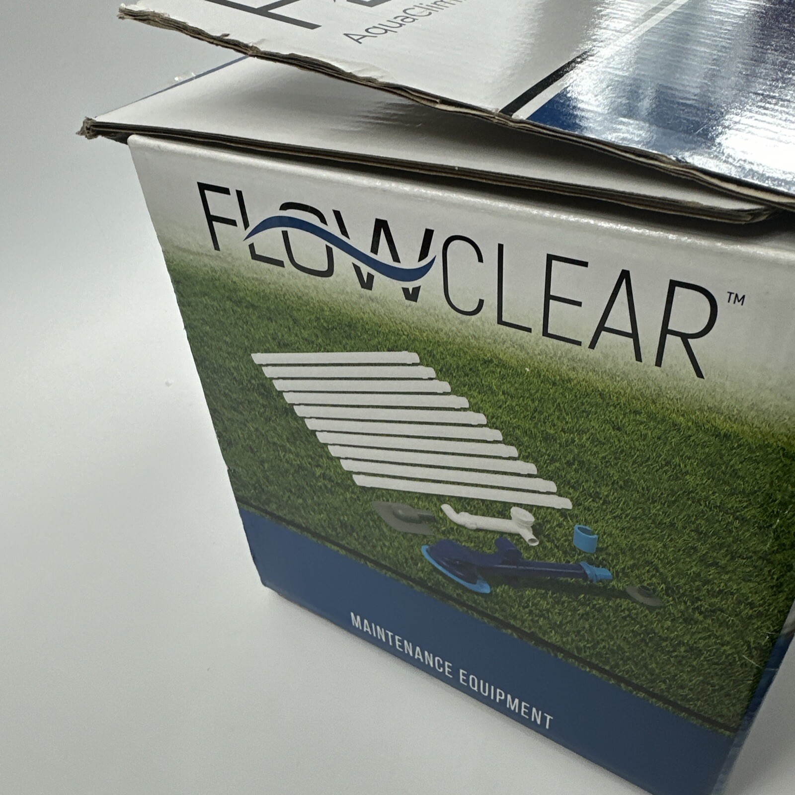 Flowclear AquaClimb Automatic WaterPowered Above Ground Pool Cleaning Vacuum NEW