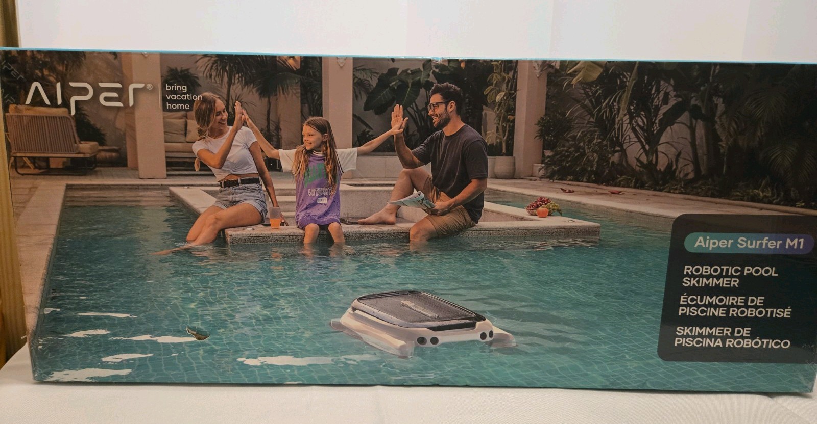 Aiper – Surfer M1 Solar Powered Automatic Robotic Pool Skimmer Cleaner