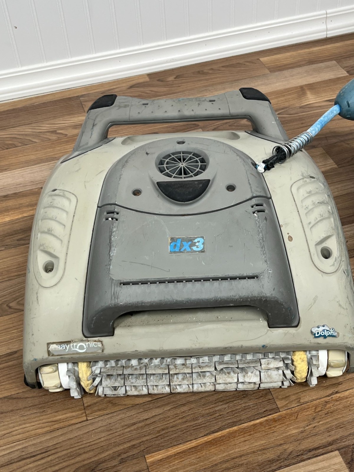 Maytronics Dolphin Proteus DX3 Pool Vacuum Only READ DESC