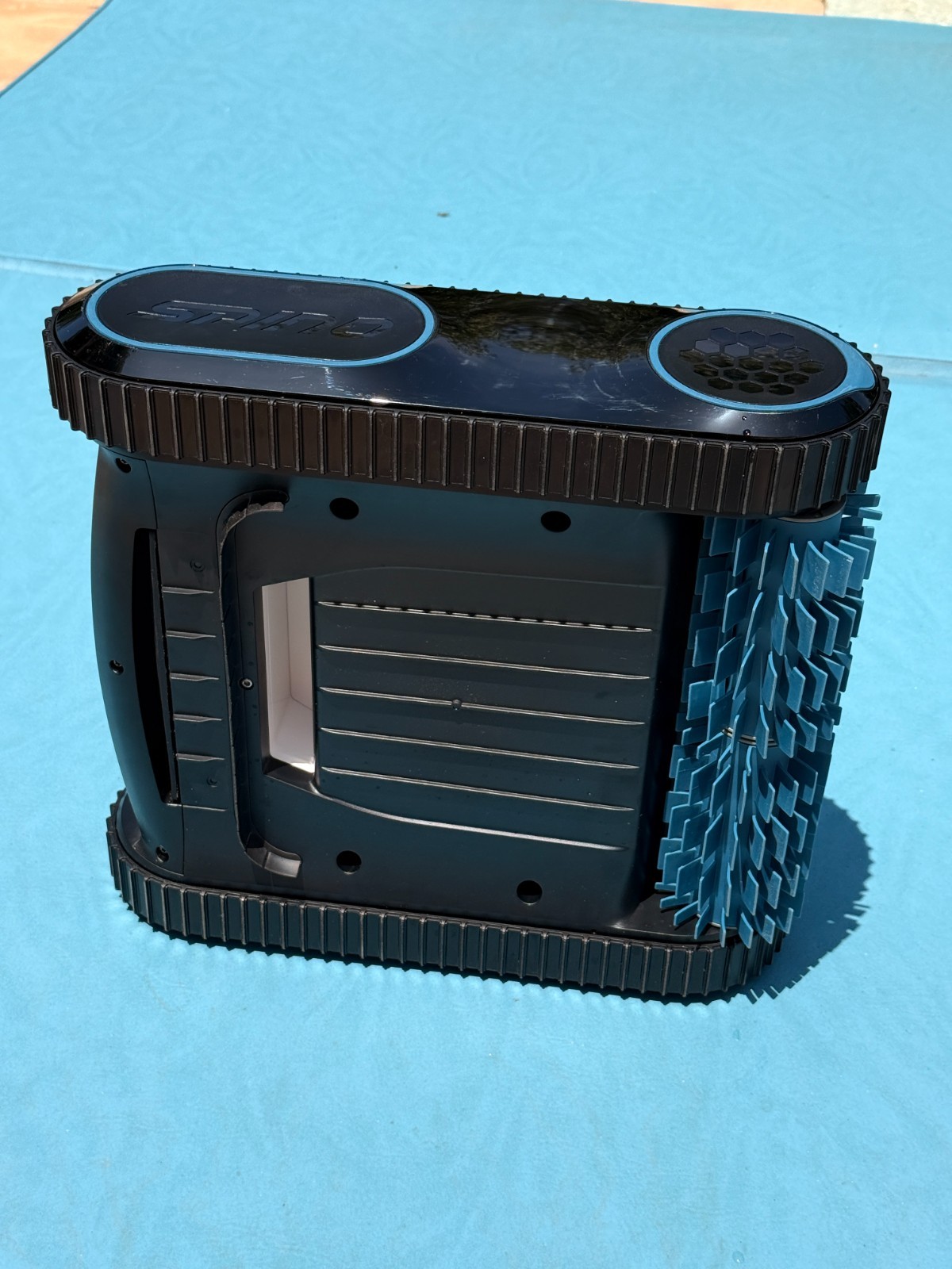 Spino E1 Cordless Robotic Pool Cleaner Wall & Waterline 1600 Sq Ft 210min App