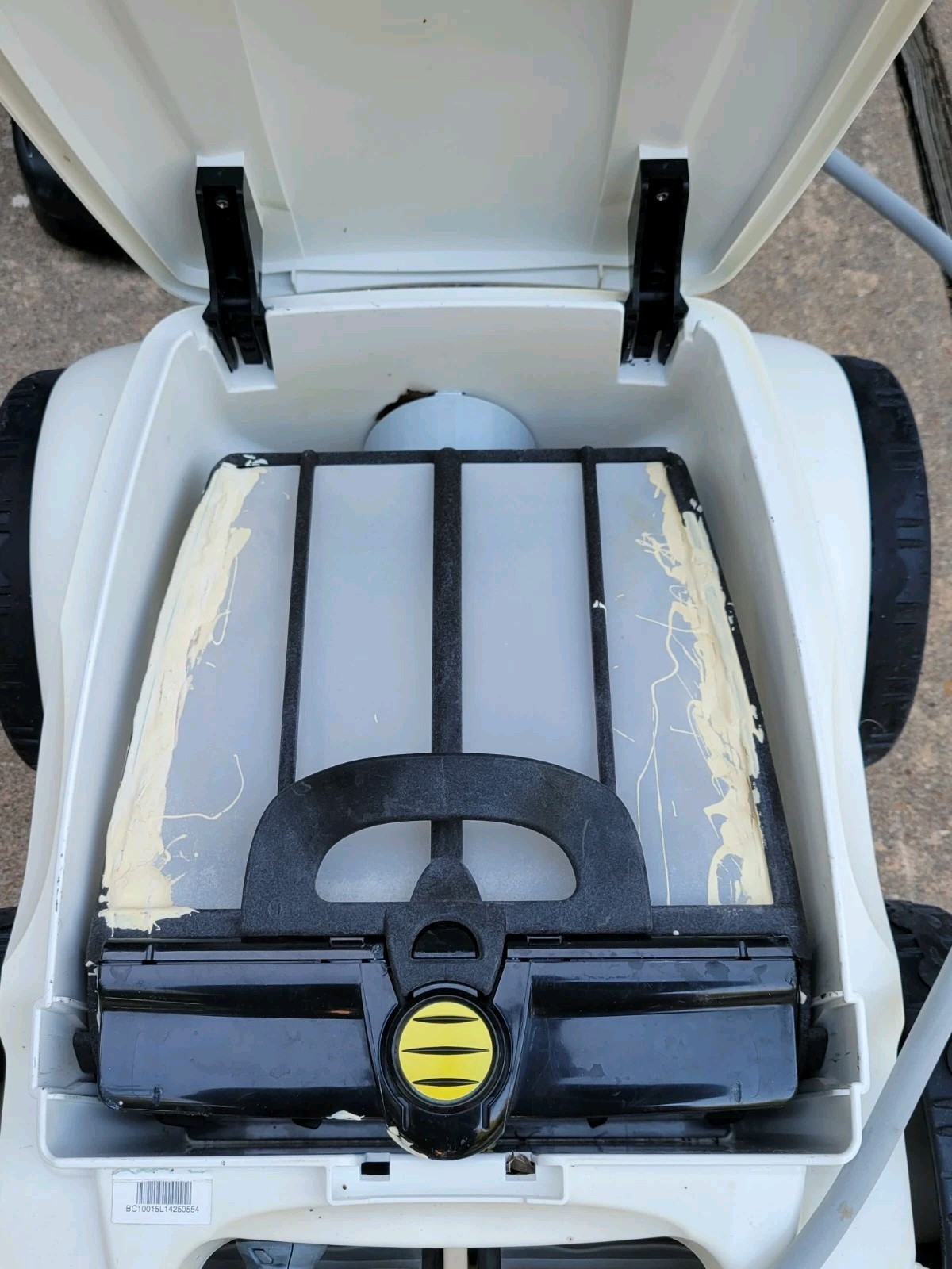 Polaris P955 Robotic Pool Cleaner/Caddy—For Parts Or Repair