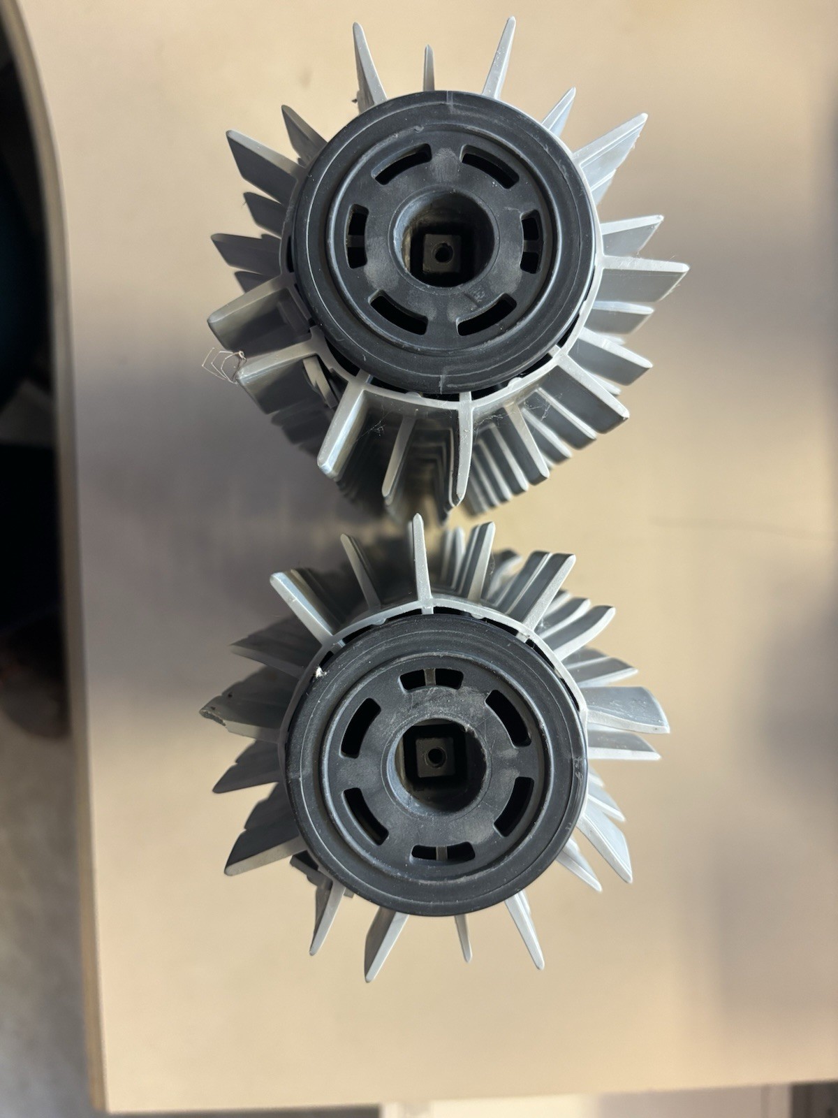 Set Of 2 Zodiac Polaris P825 Brush Roller With Scrubber R0657600 R0632500