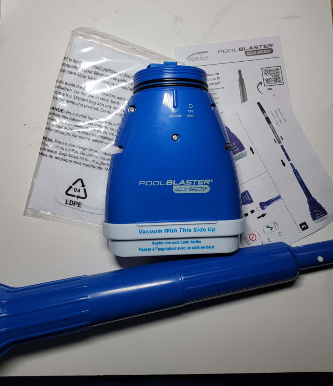 Water Tech Pool Blaster Aqua Broom Battery Operated Pool Clean 10000AB SEE DESCR