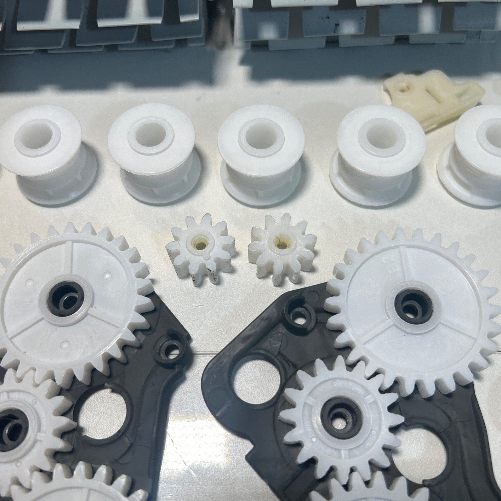 Aquabot Elite Pro Automatic Pool Cleaner Parts Lot Rollers Gears