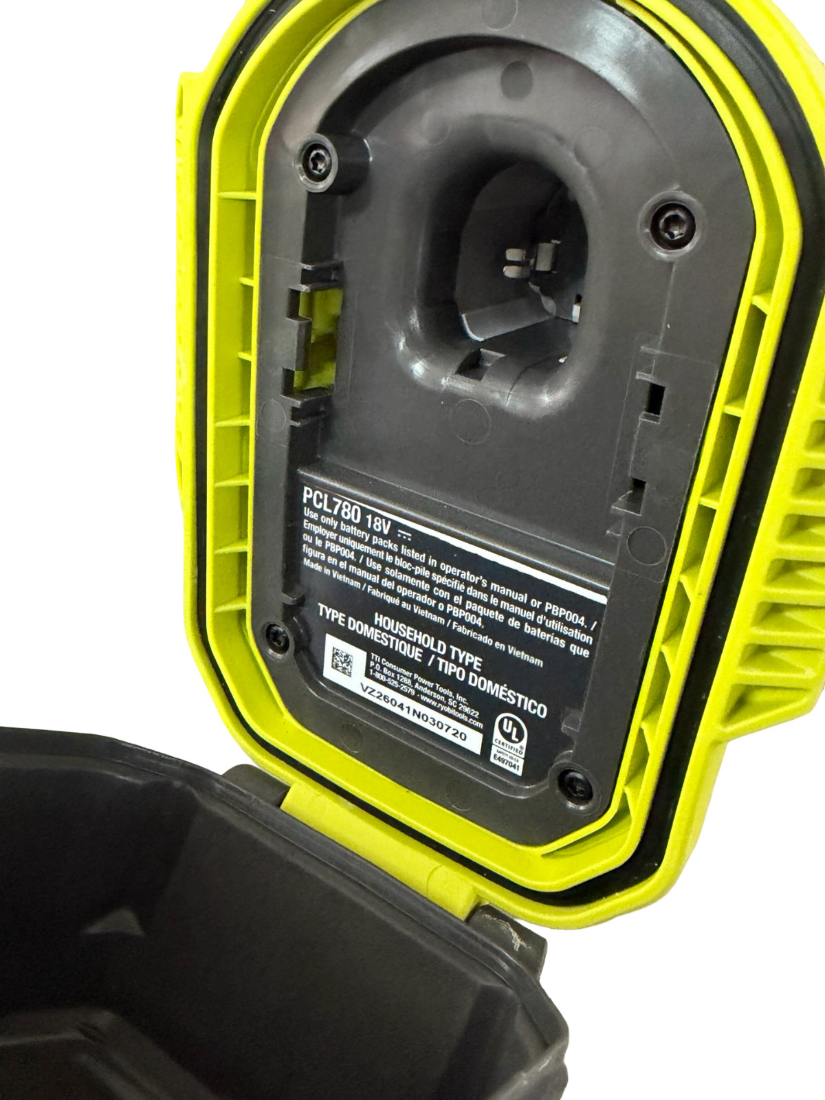 Ryobi 18 Volt Cordless Handheld Pool Vacuum Cleaner Kit PCL780K M57