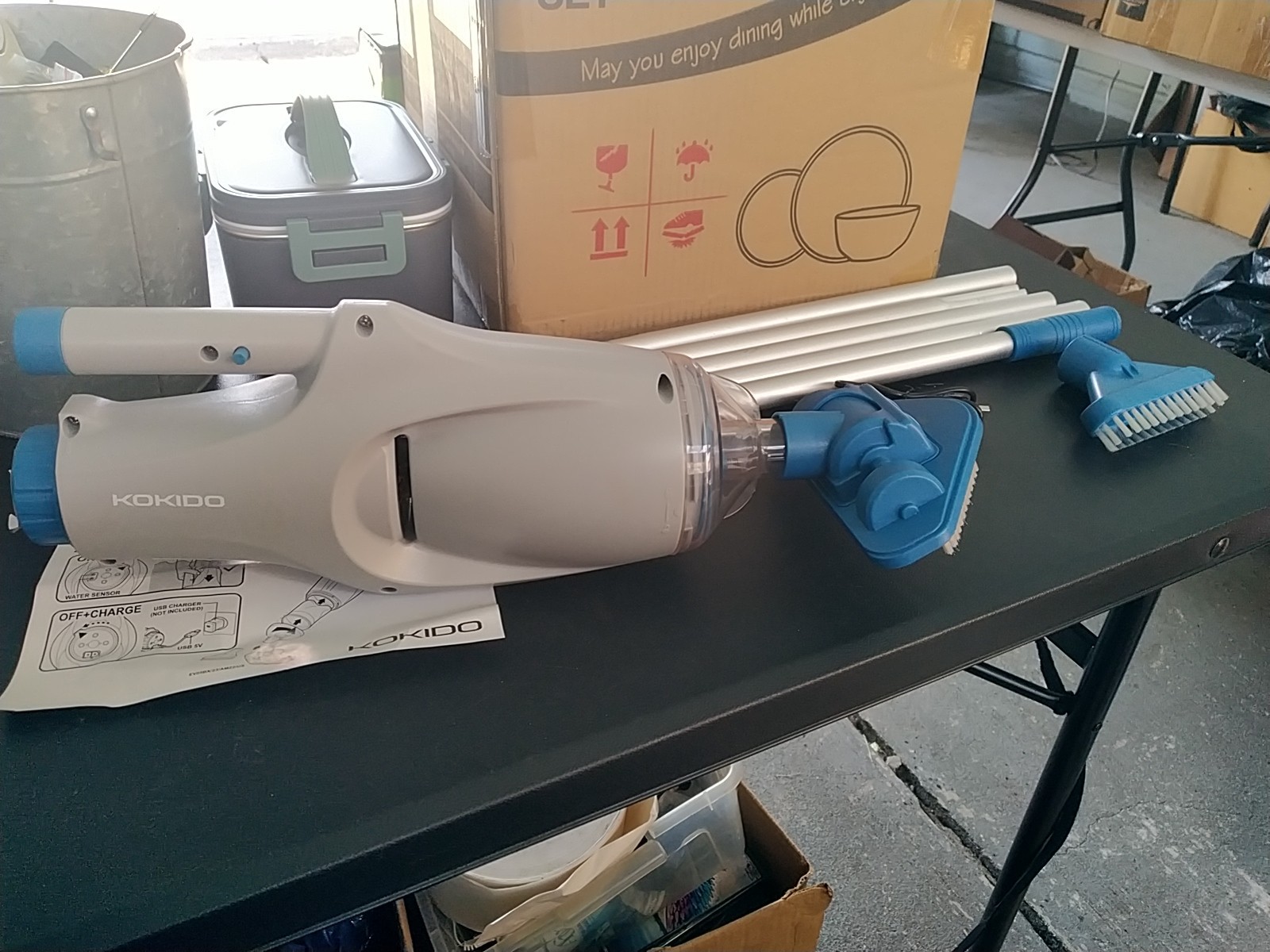 KOKIDO XTROVAC 110 Cordless Handheld Pool Vacuum with Dual Brushes