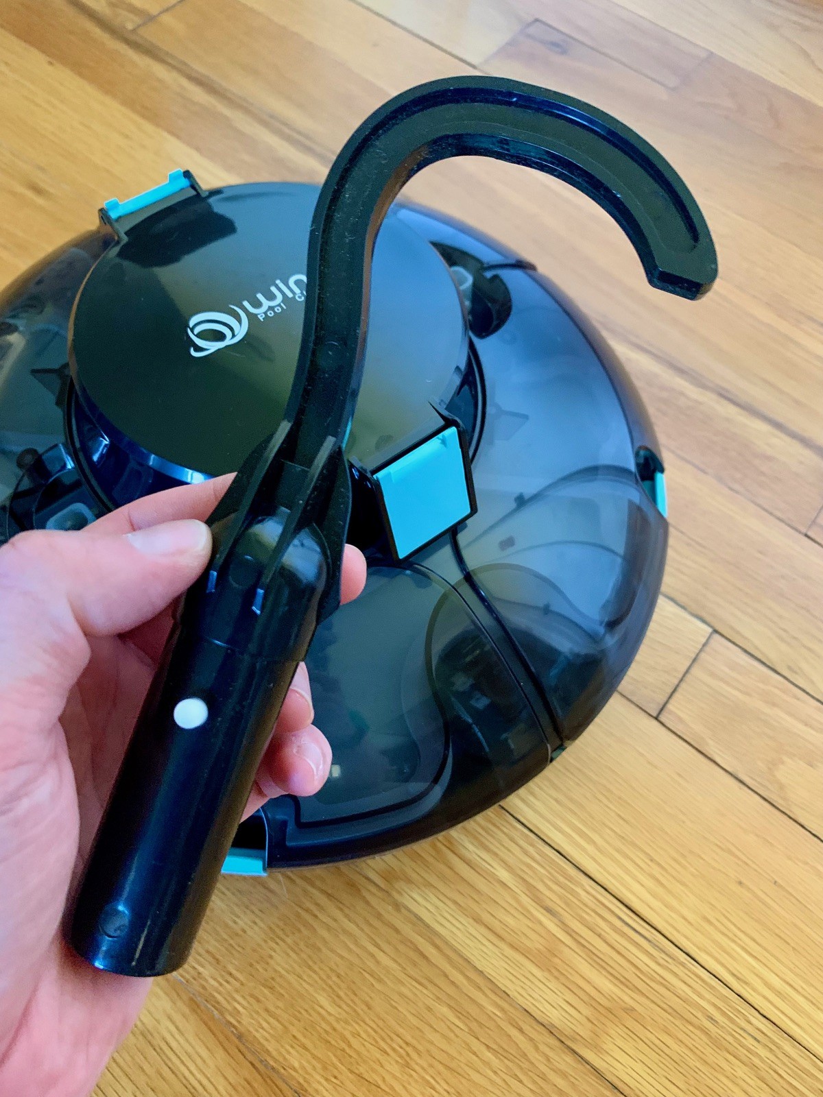 Cordless Robotic Auto Pool Vacuum Cleaner, Self-Parking, 660 Sq.Ft, 90 Min, LDB